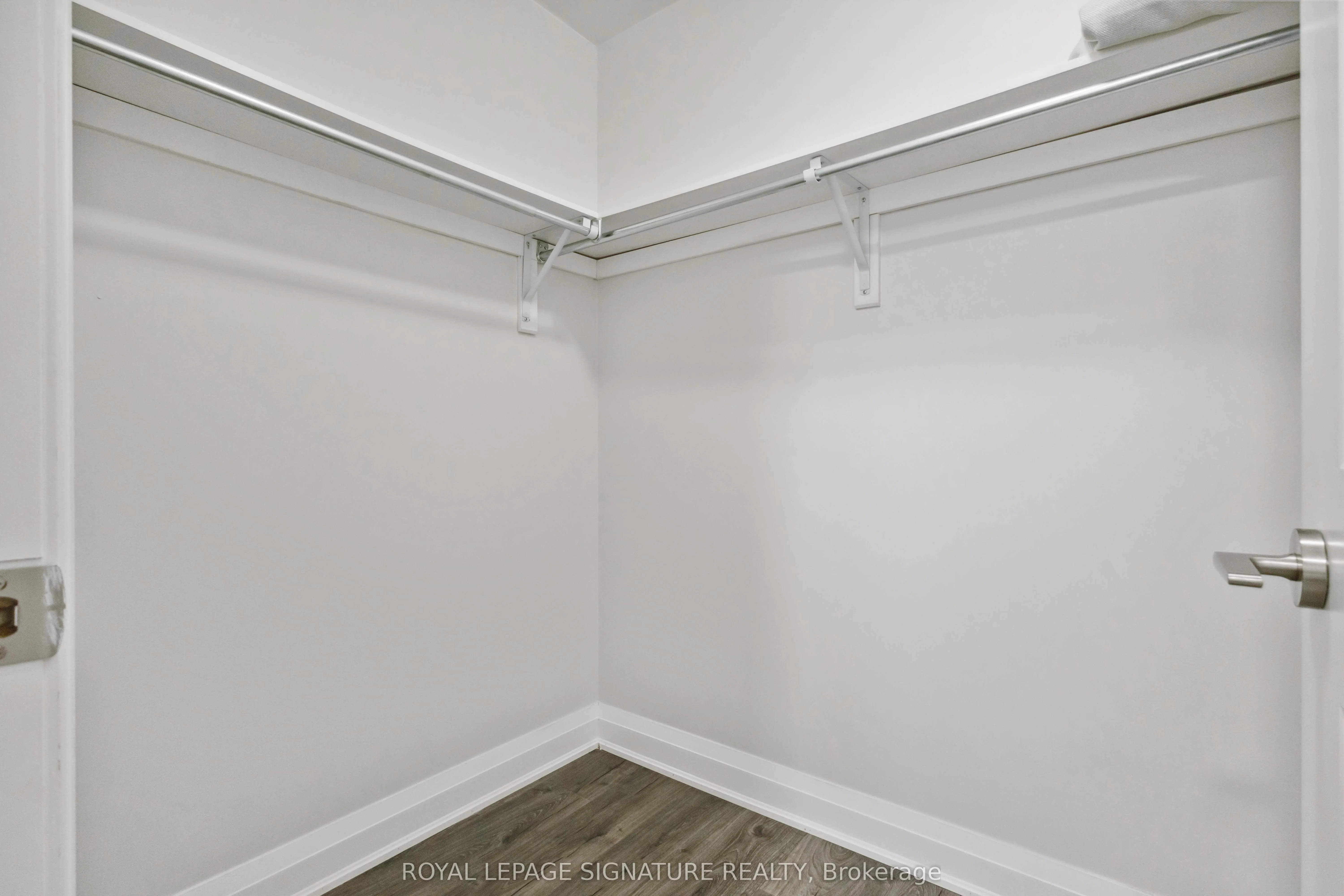 3520 Danforth Avenue, #212