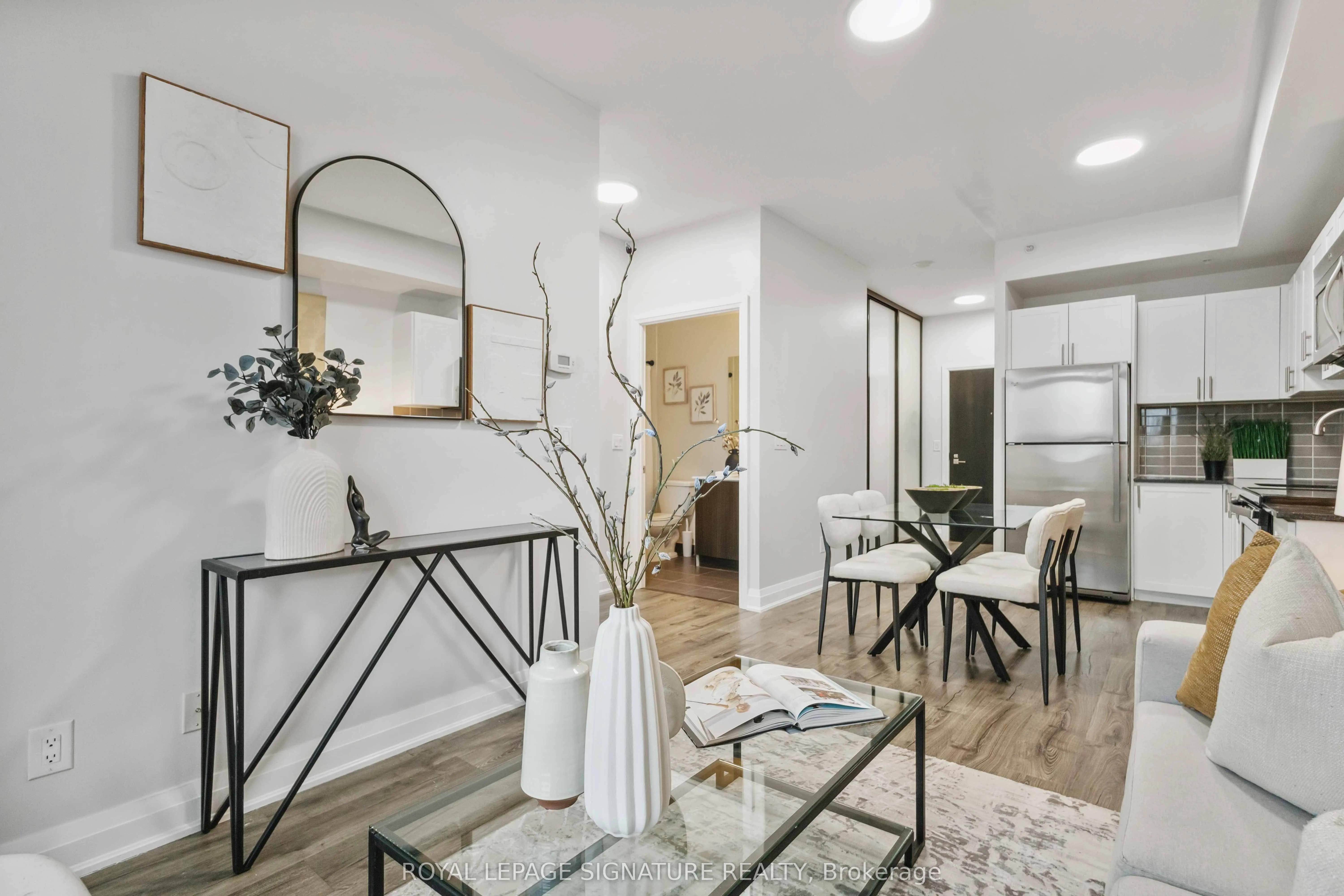 3520 Danforth Avenue, #212