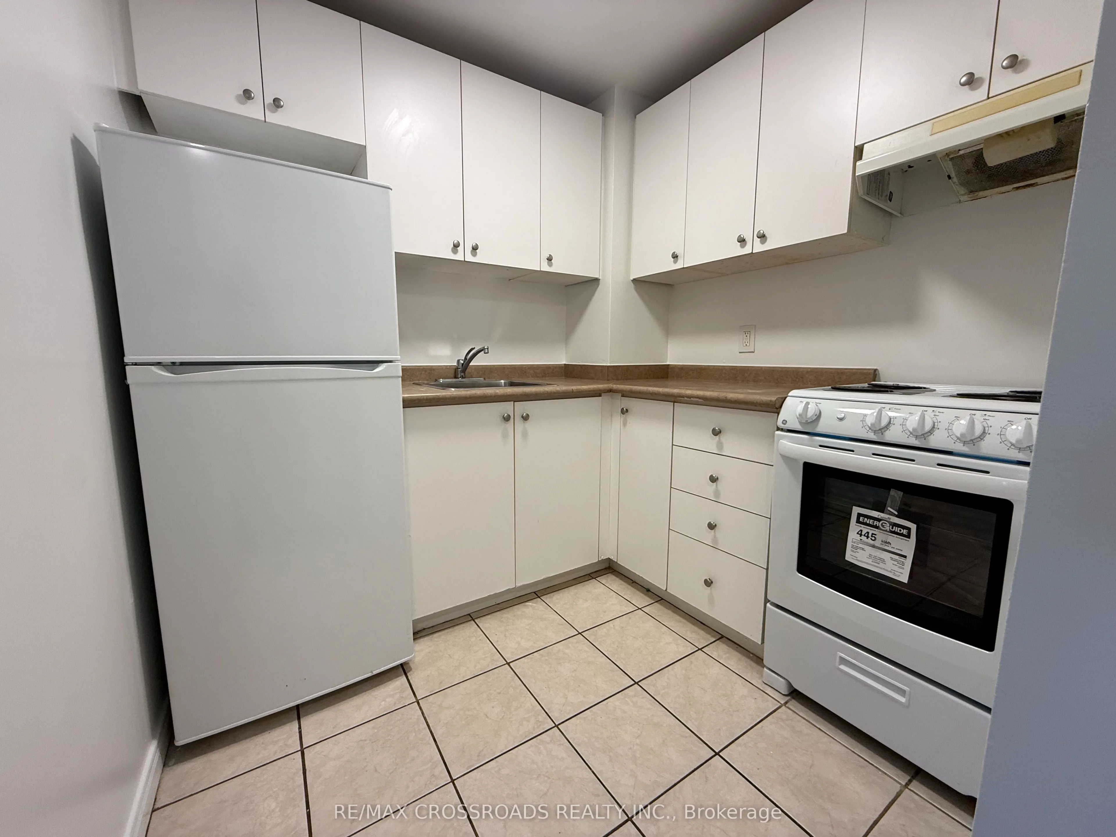 1191 Ellesmere Road, #B1