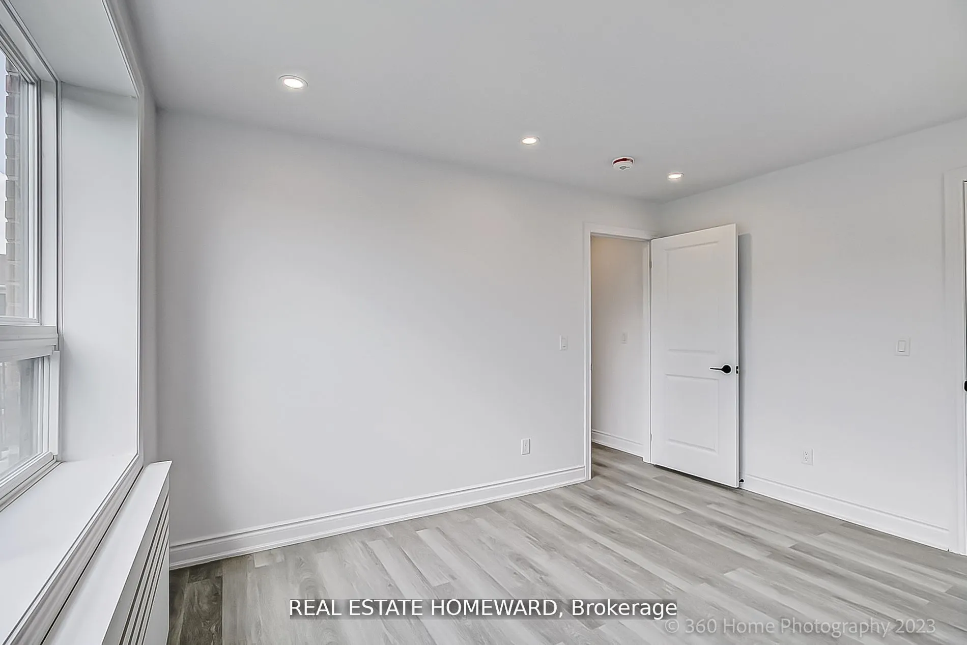 419 Woodbine Avenue, #1