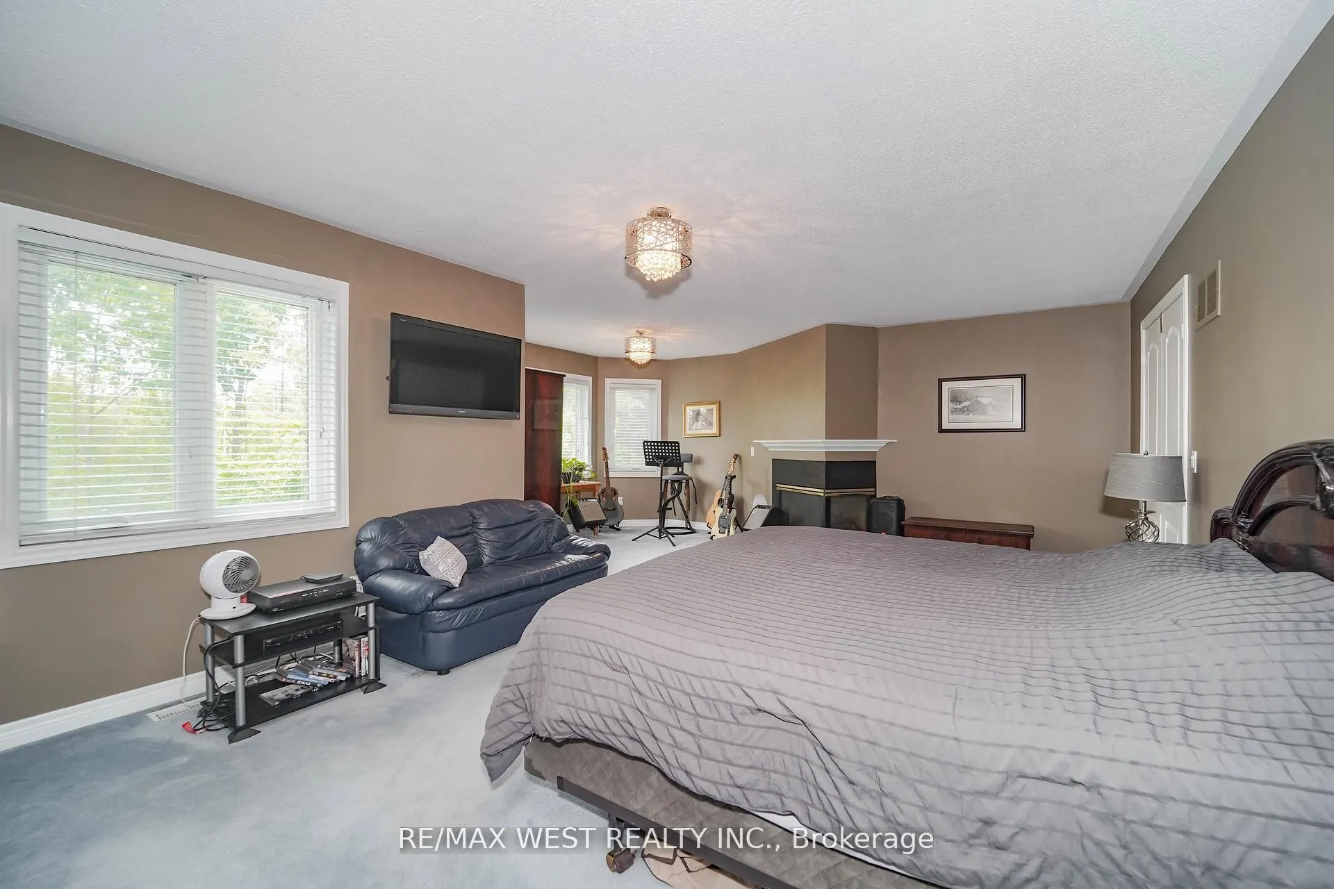 113 Sandcherry Court