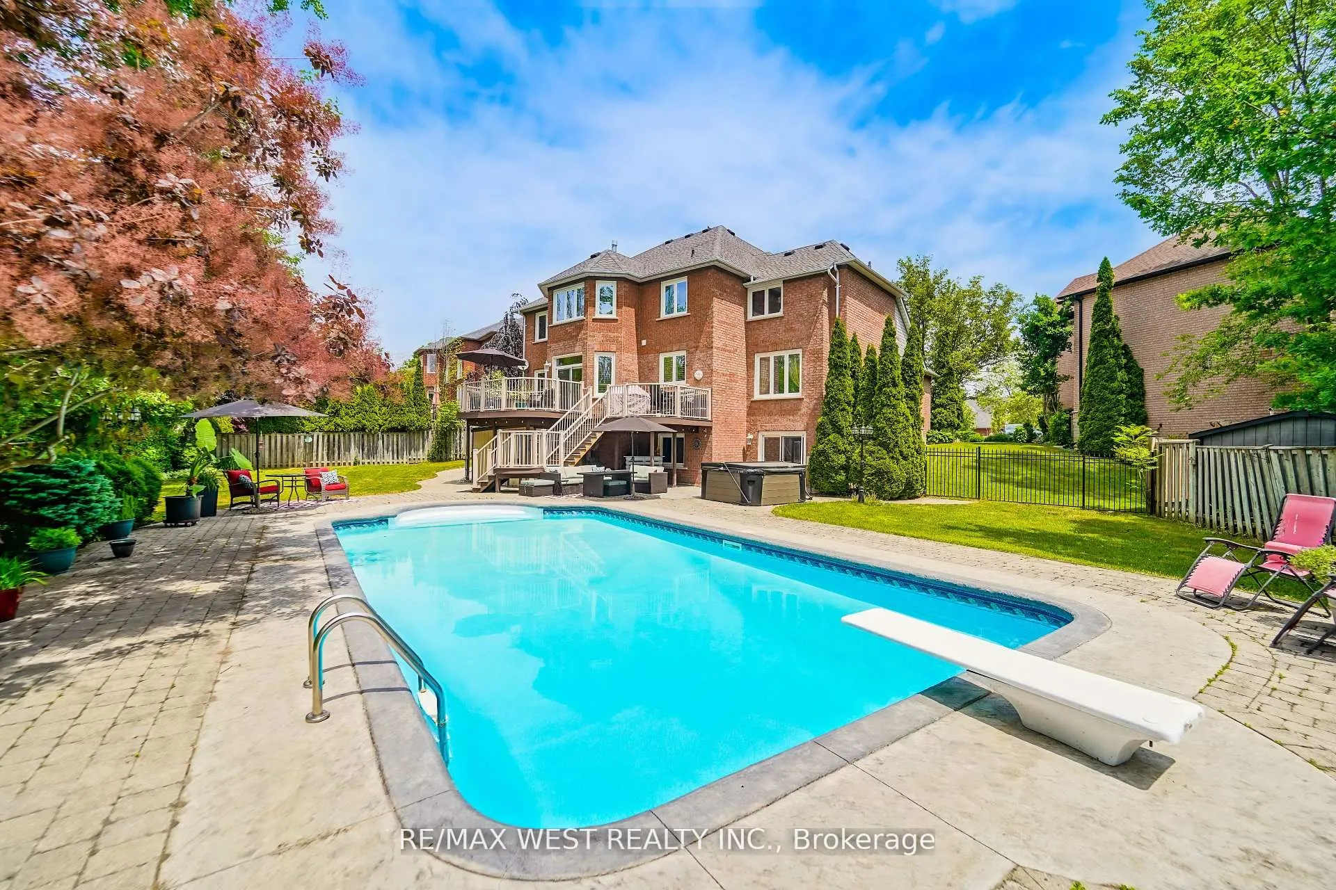 113 Sandcherry Court