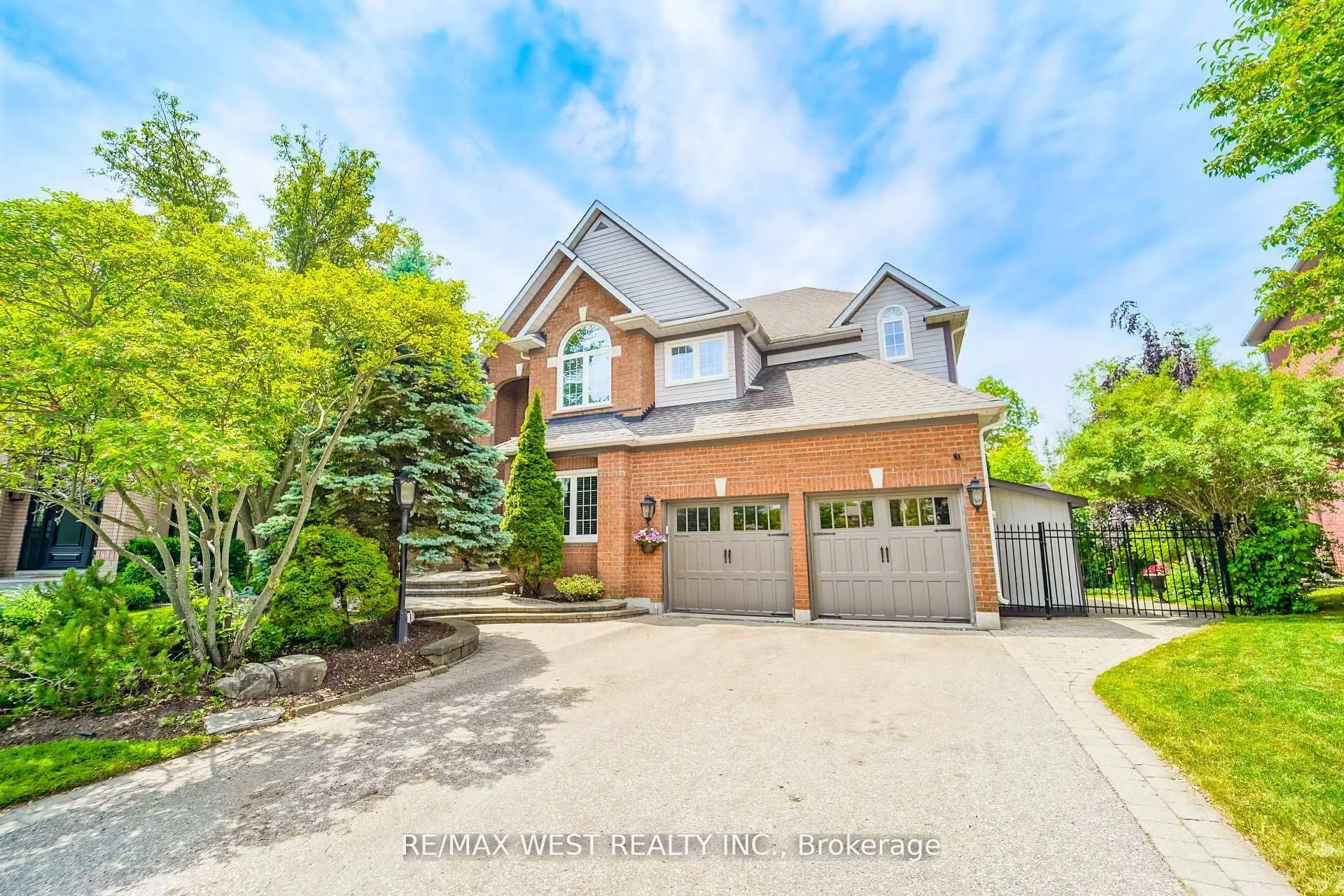 113 Sandcherry Court