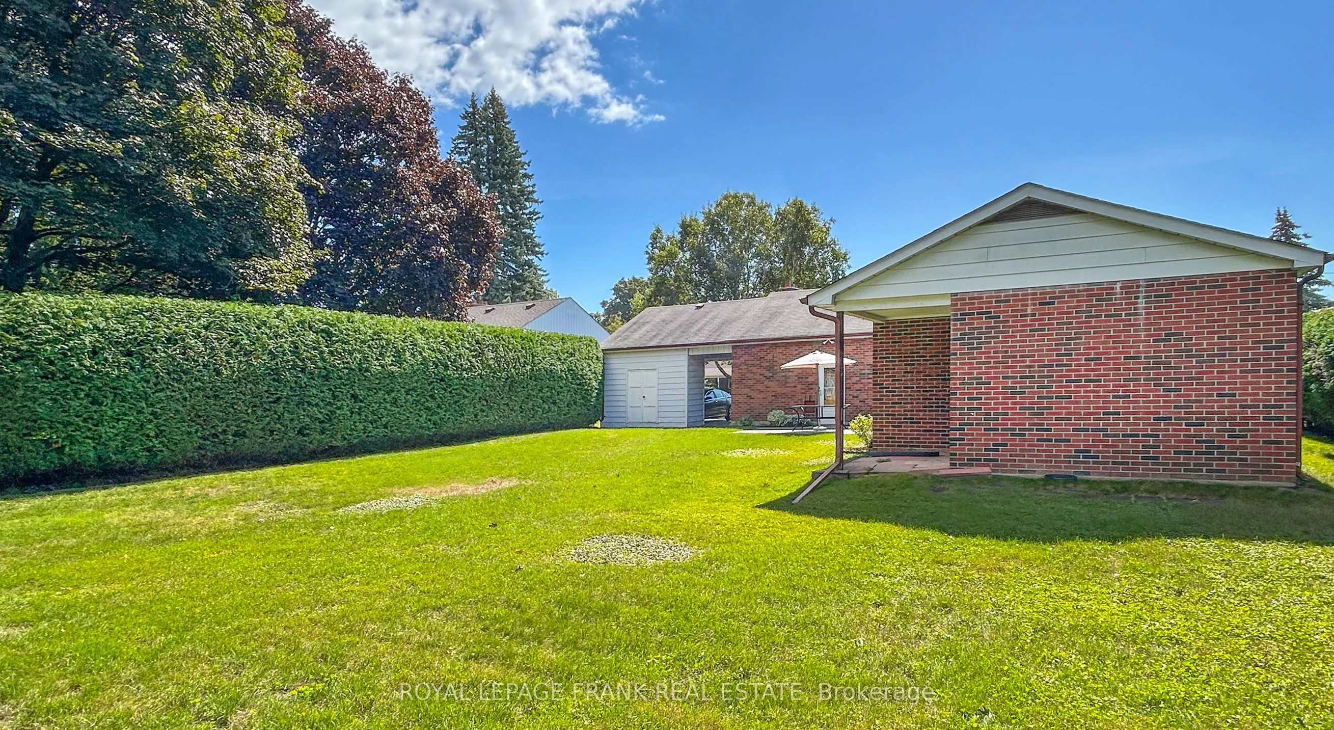 8 Edsall Avenue