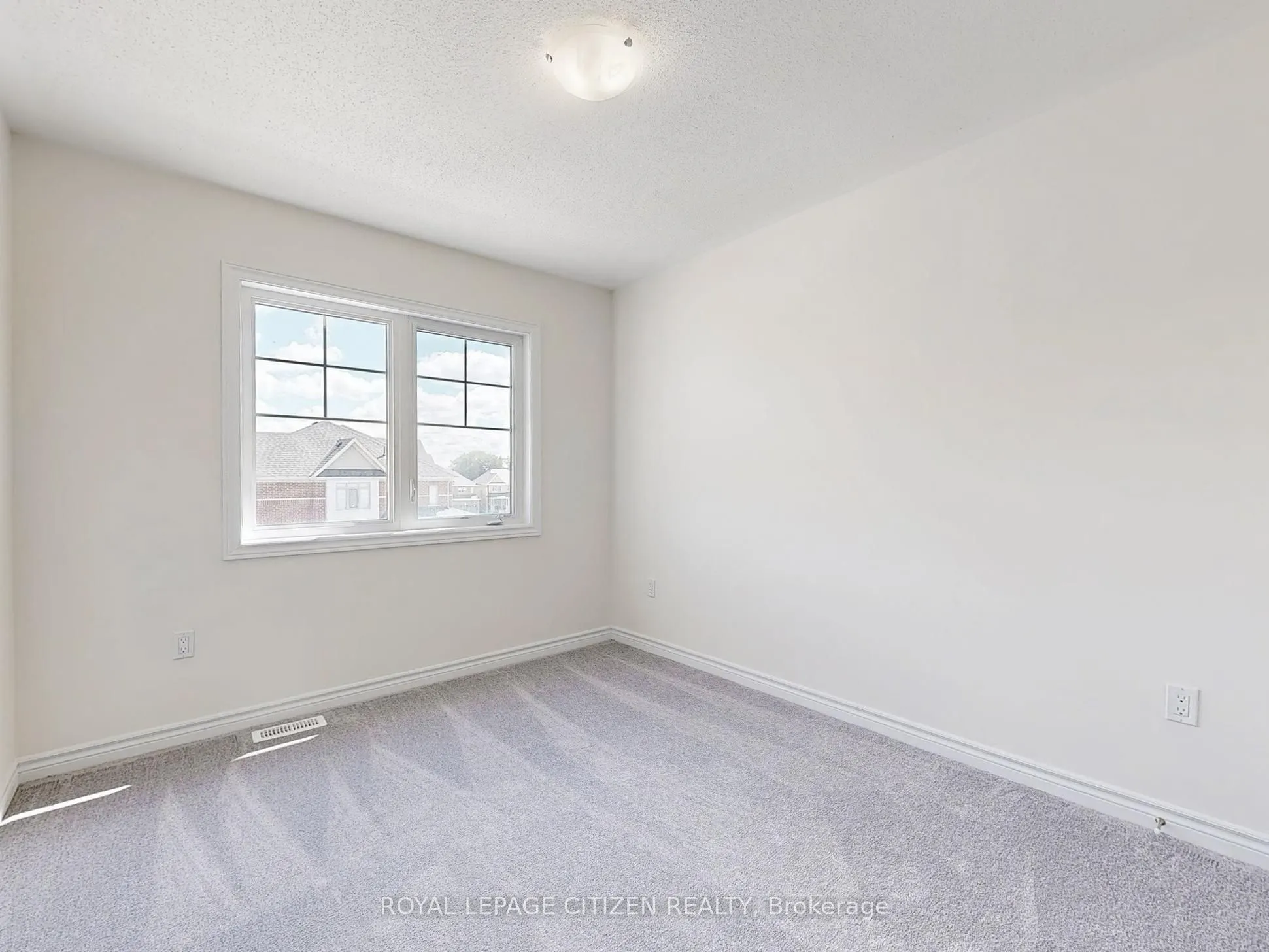 142 North Garden Boulevard