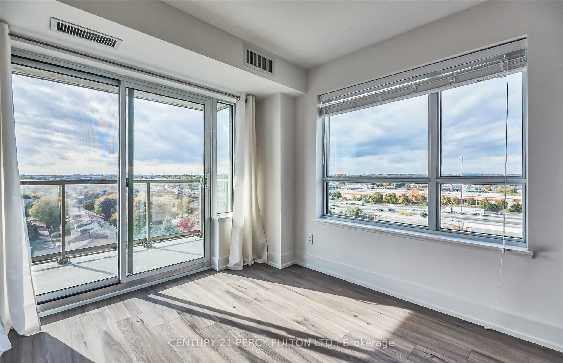 1215 Bayly Street, #709