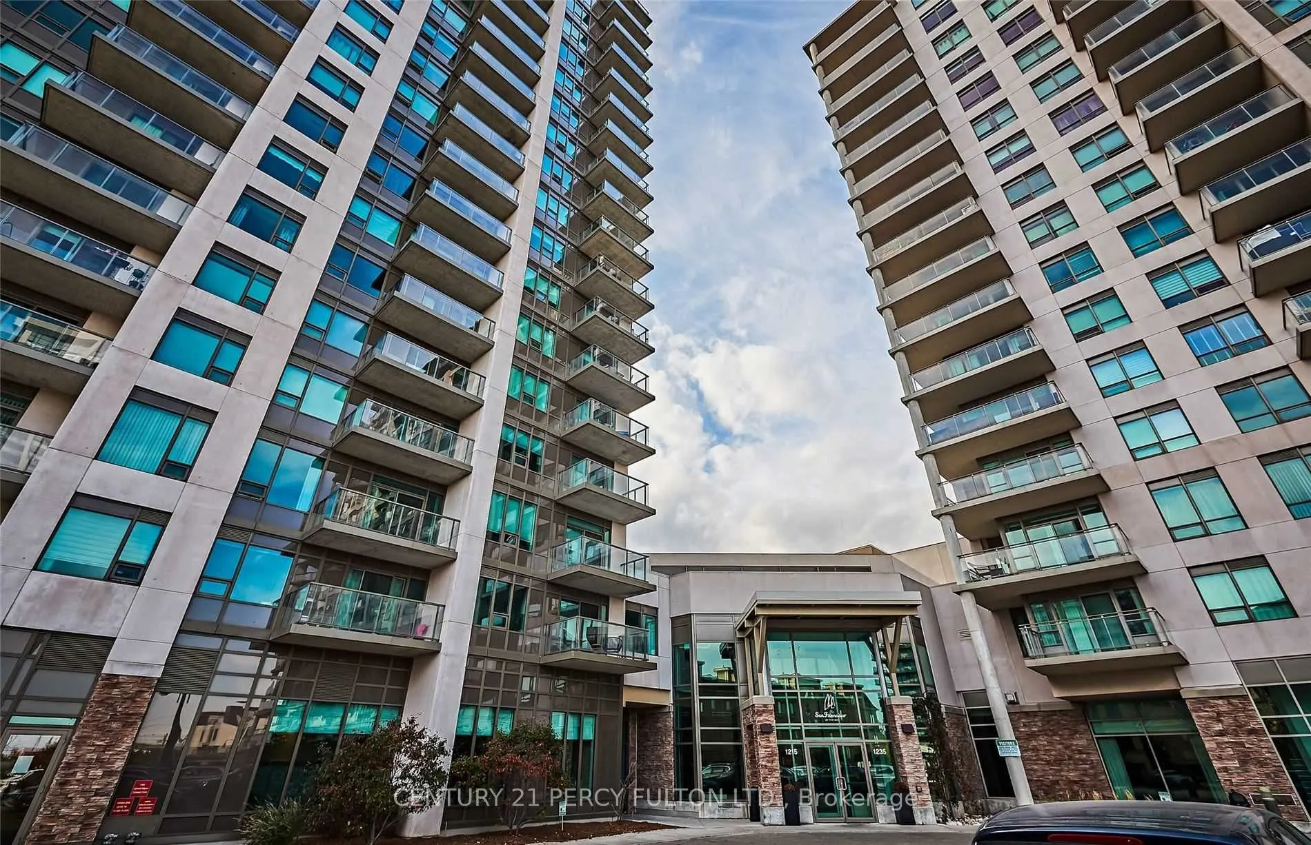 1215 Bayly Street, #709