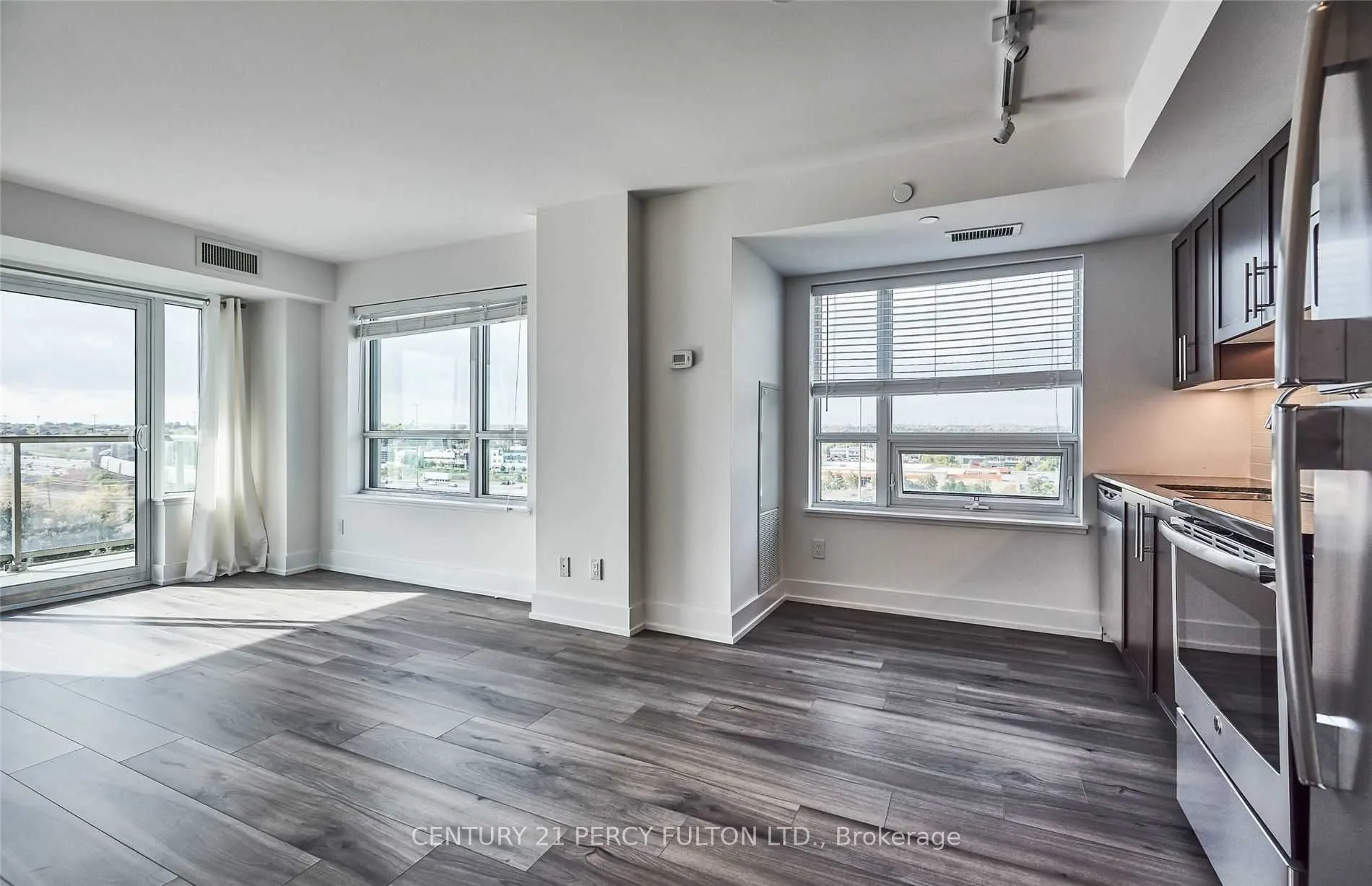1215 Bayly Street, #709