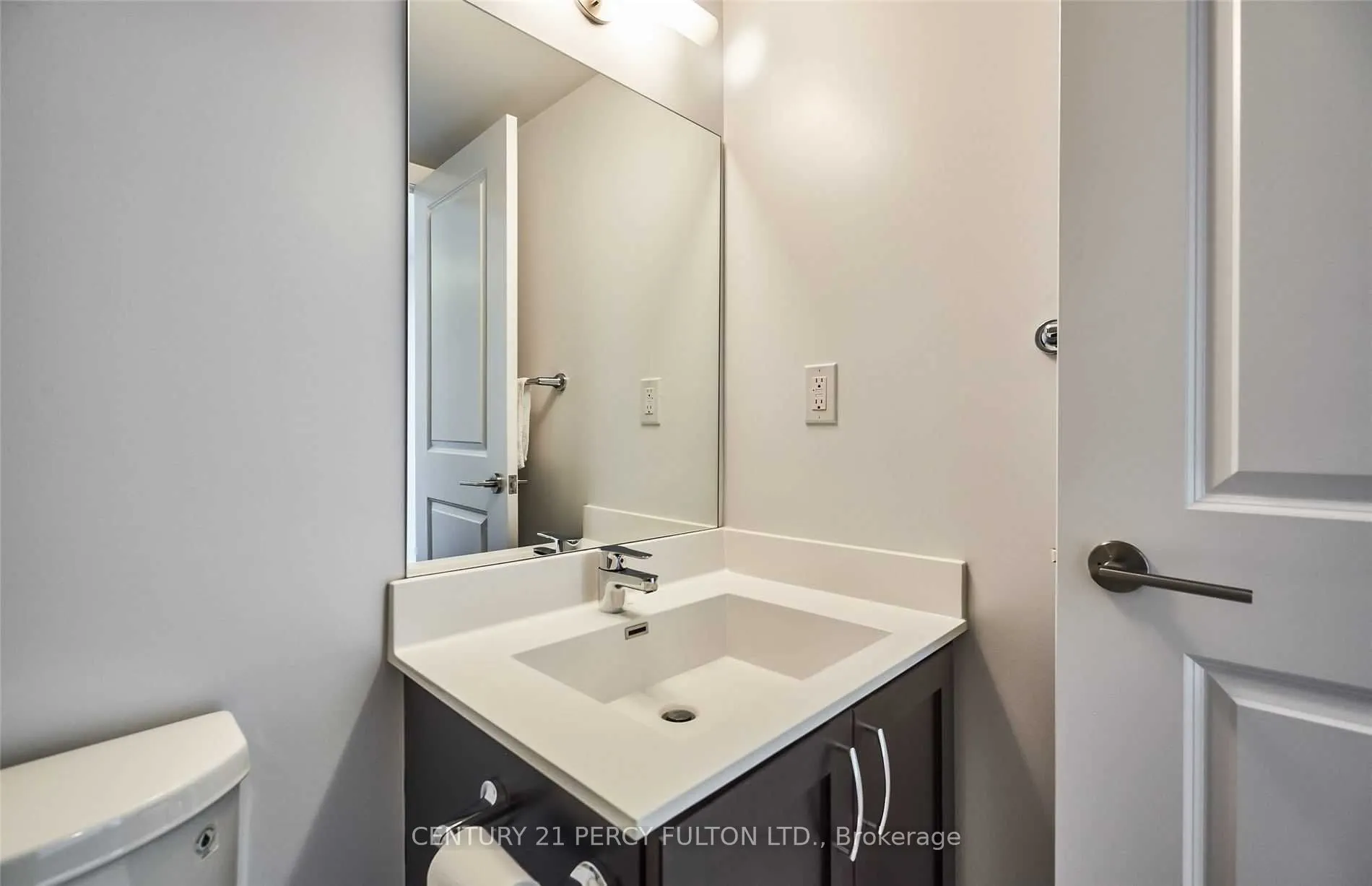 1215 Bayly Street, #709