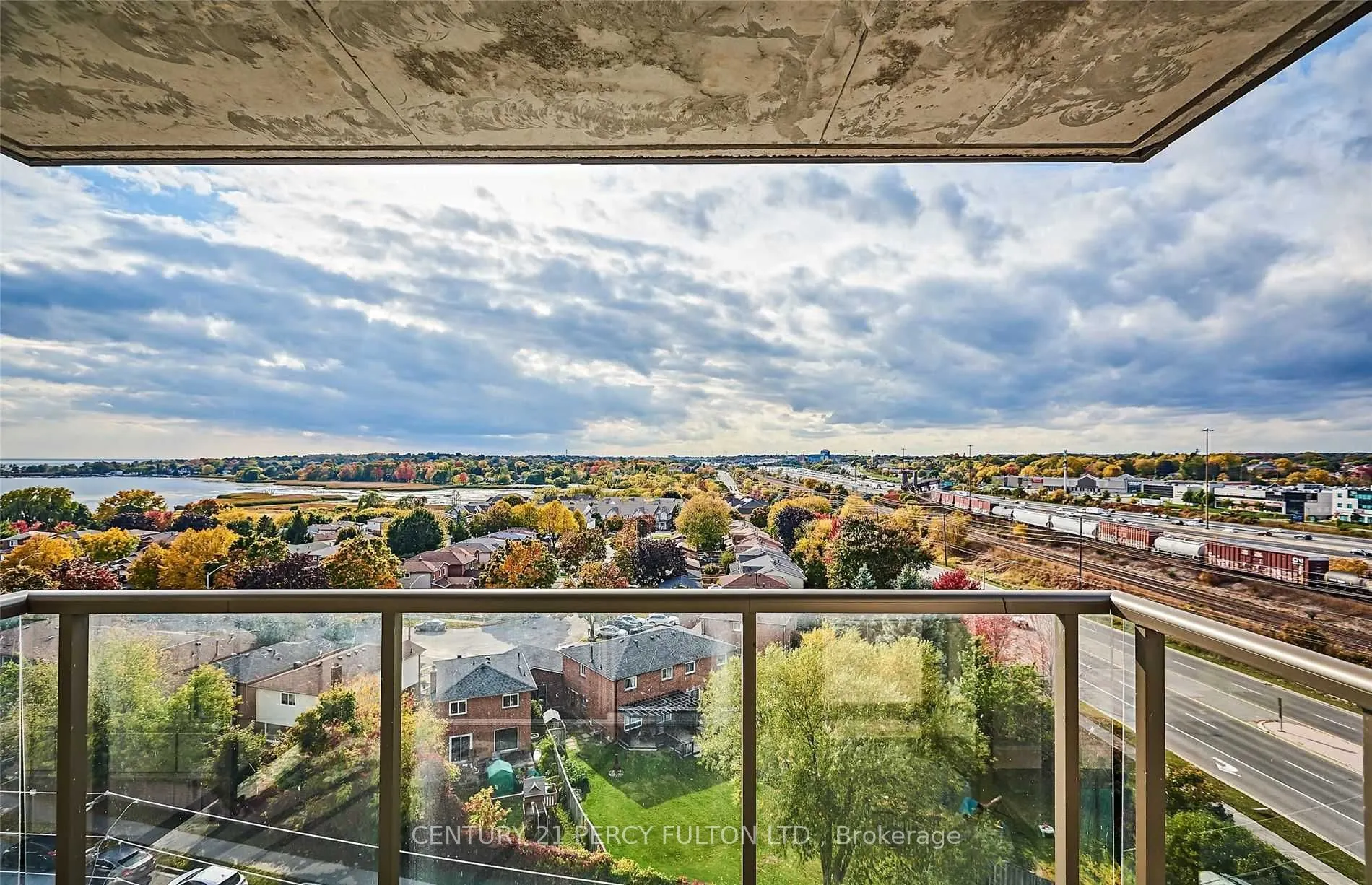 1215 Bayly Street, #709