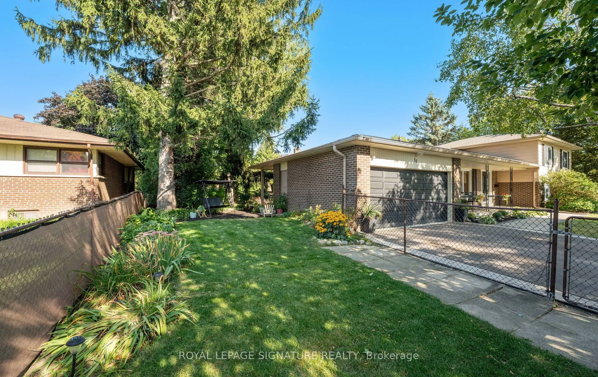 55 Bathgate Drive