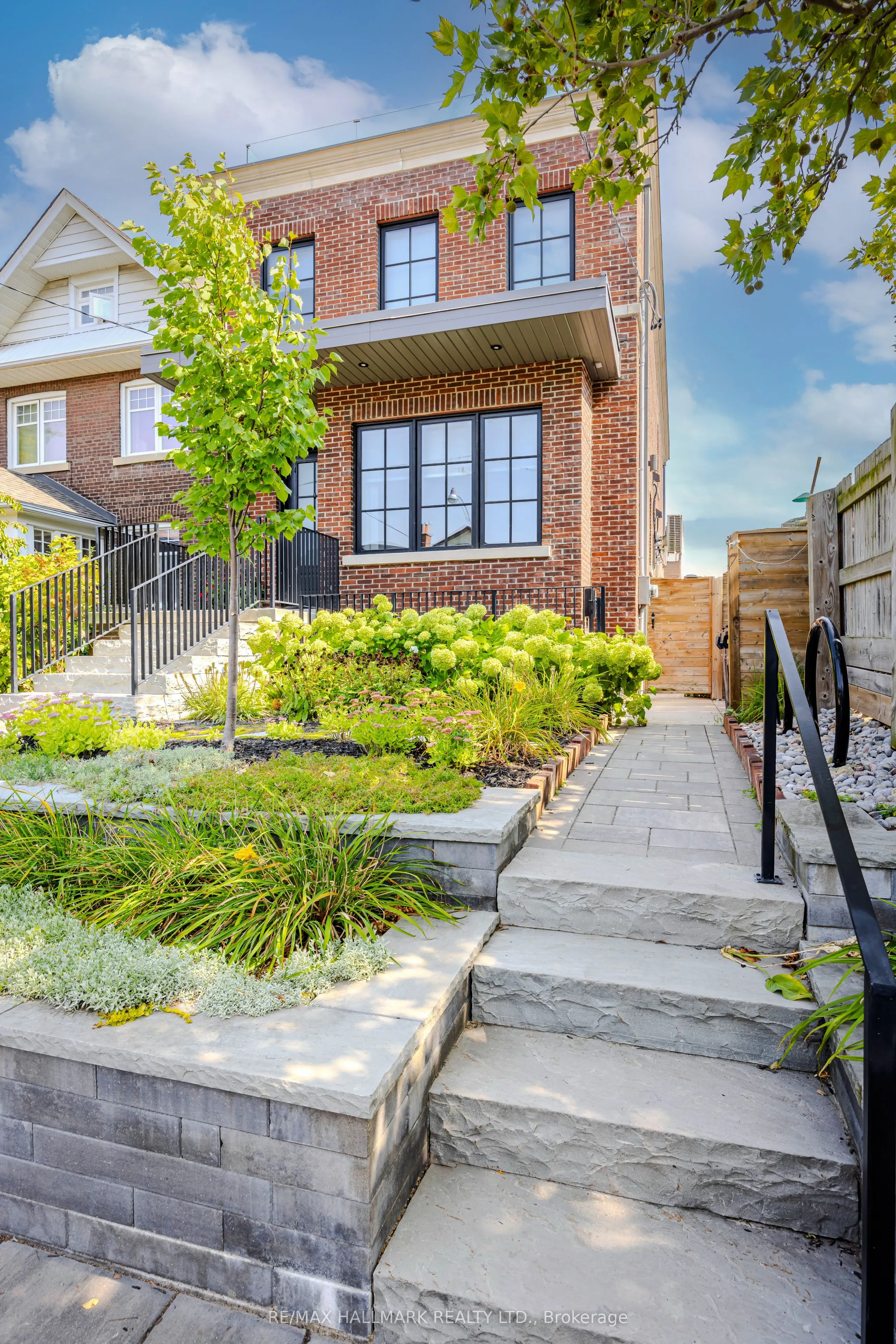 81 Gough Avenue, #Lower