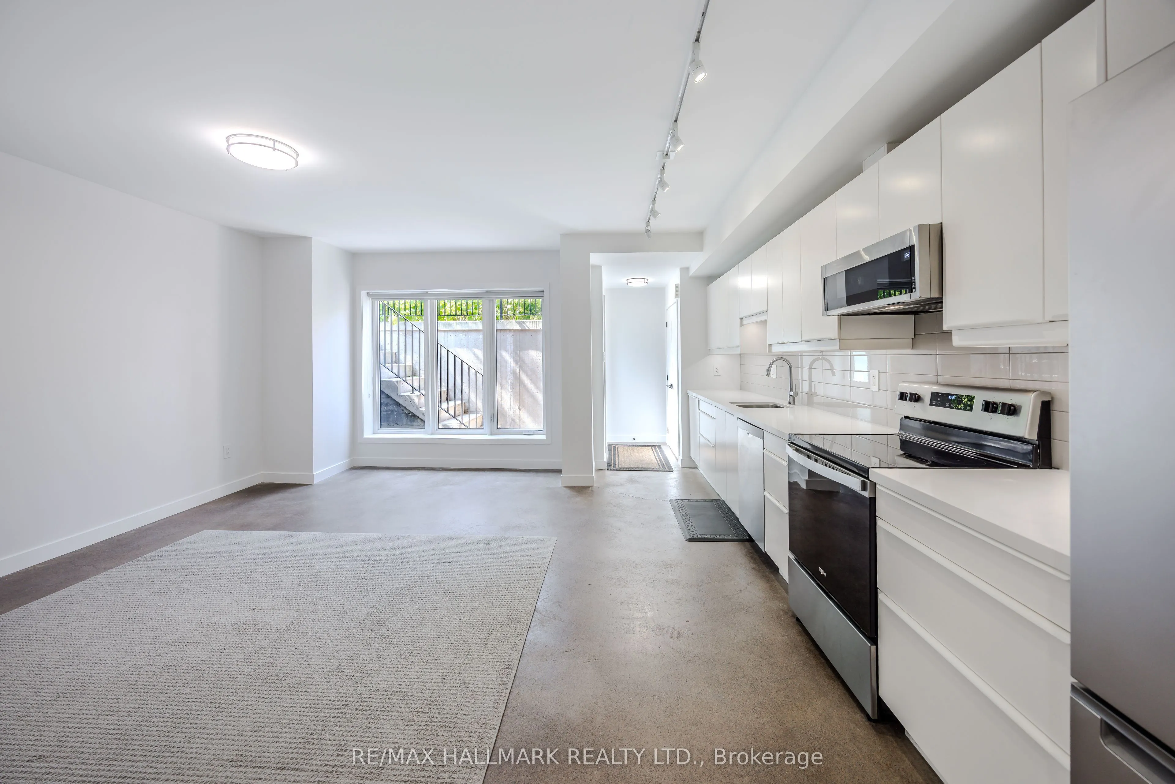81 Gough Avenue, #Lower