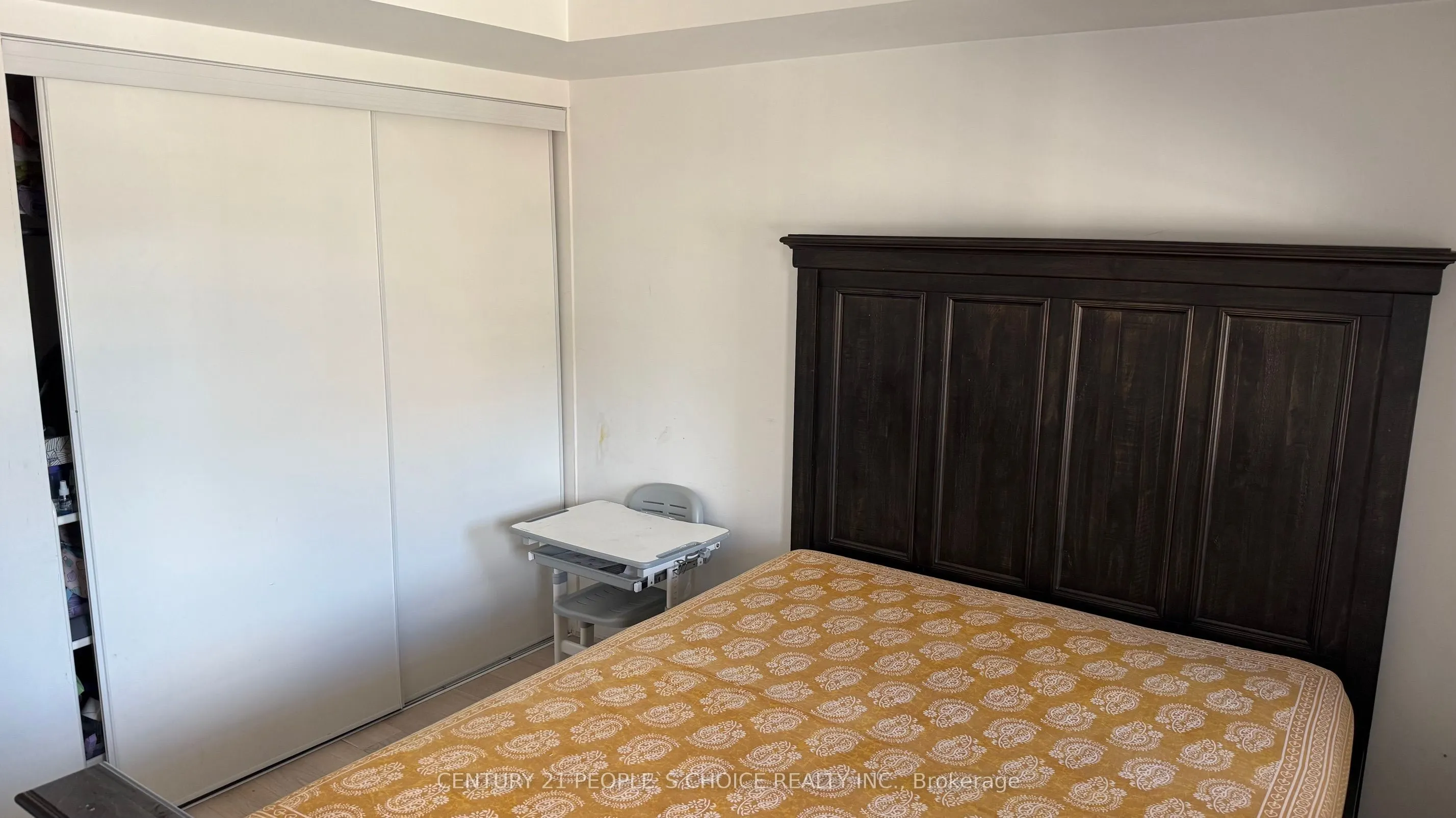 152 Kingston Road W, #10
