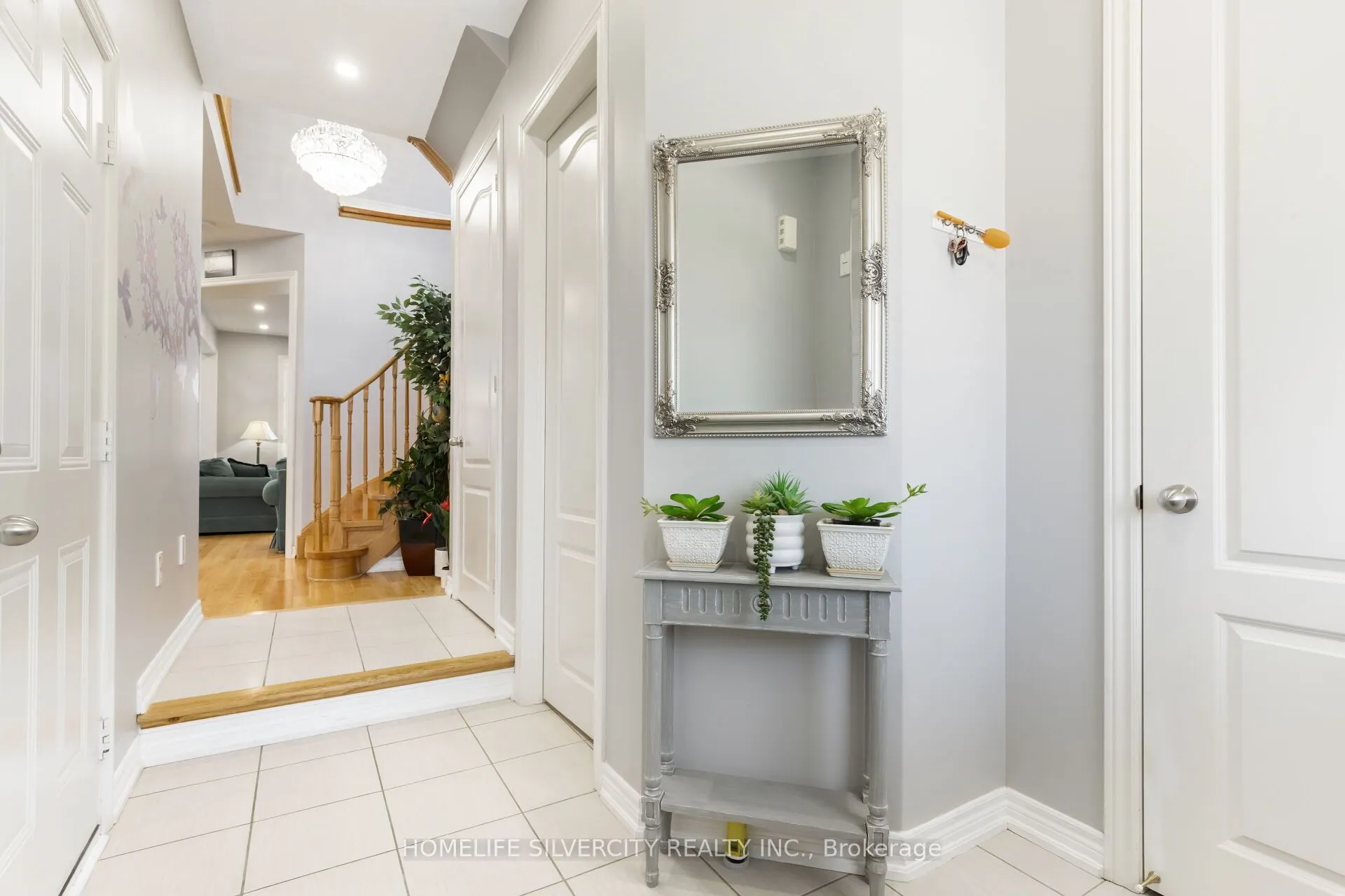 411 Windfields Farm Drive W, #MAIN