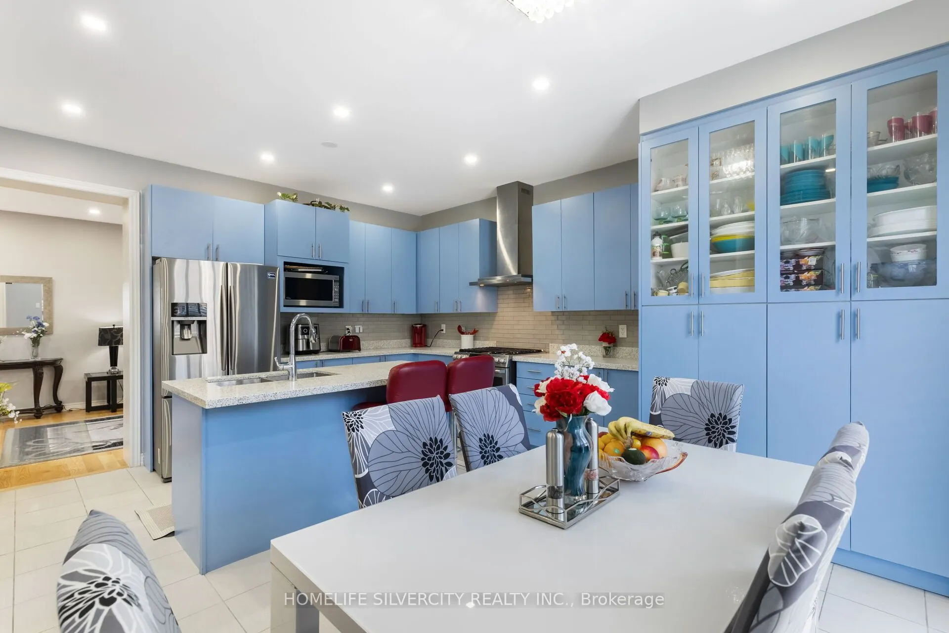 411 Windfields Farm Drive W, #MAIN