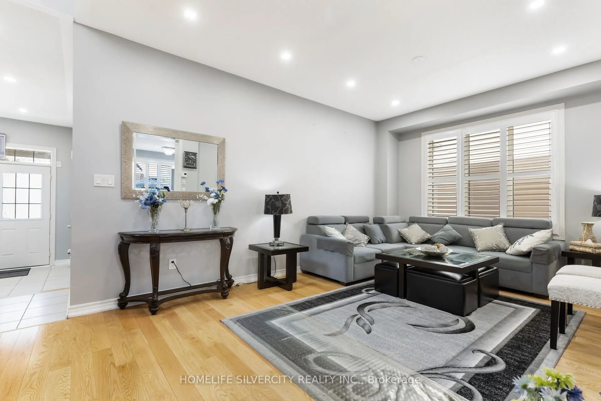 411 Windfields Farm Drive W, #MAIN