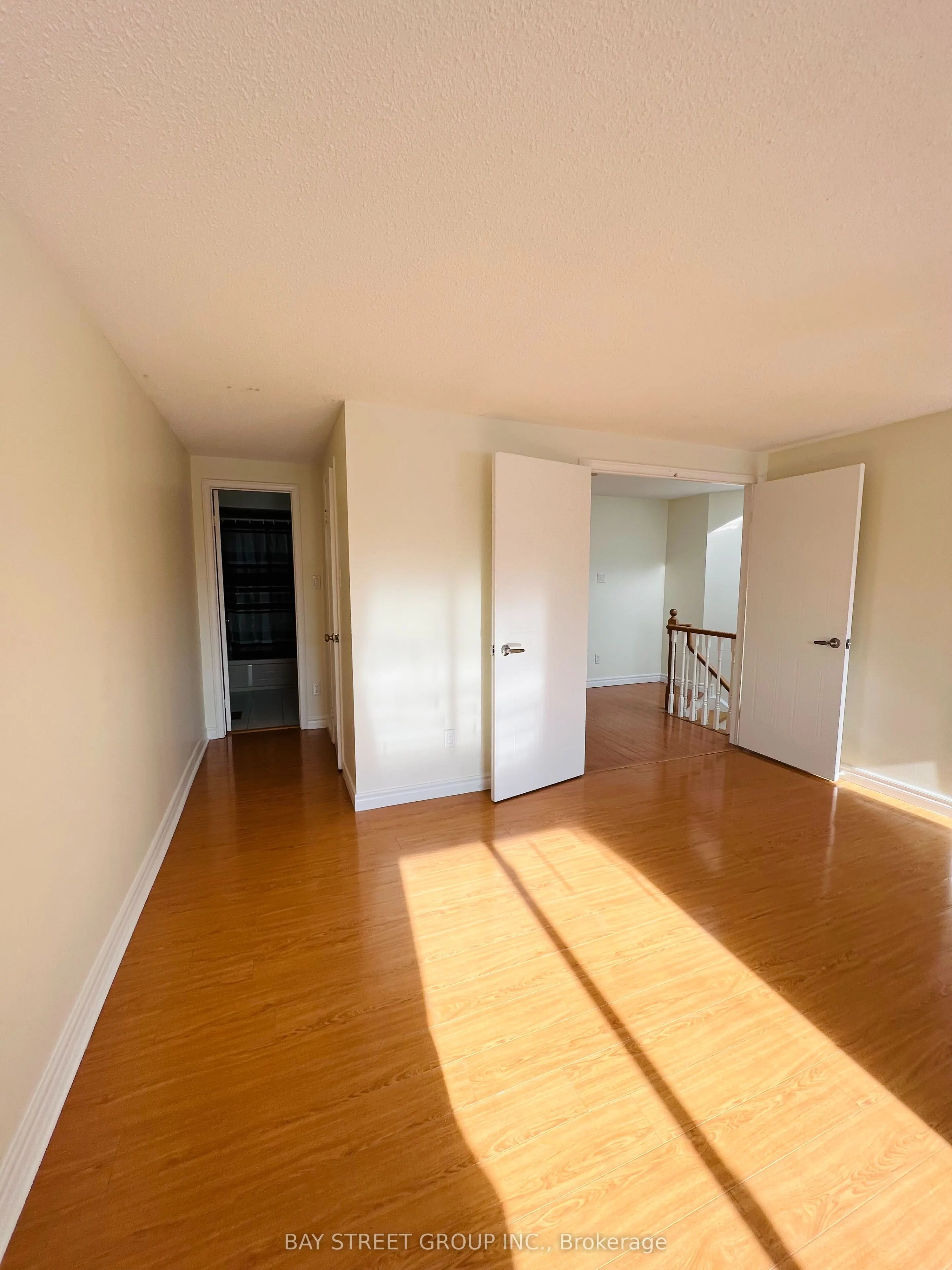 38 Enchanted Hills Crescent