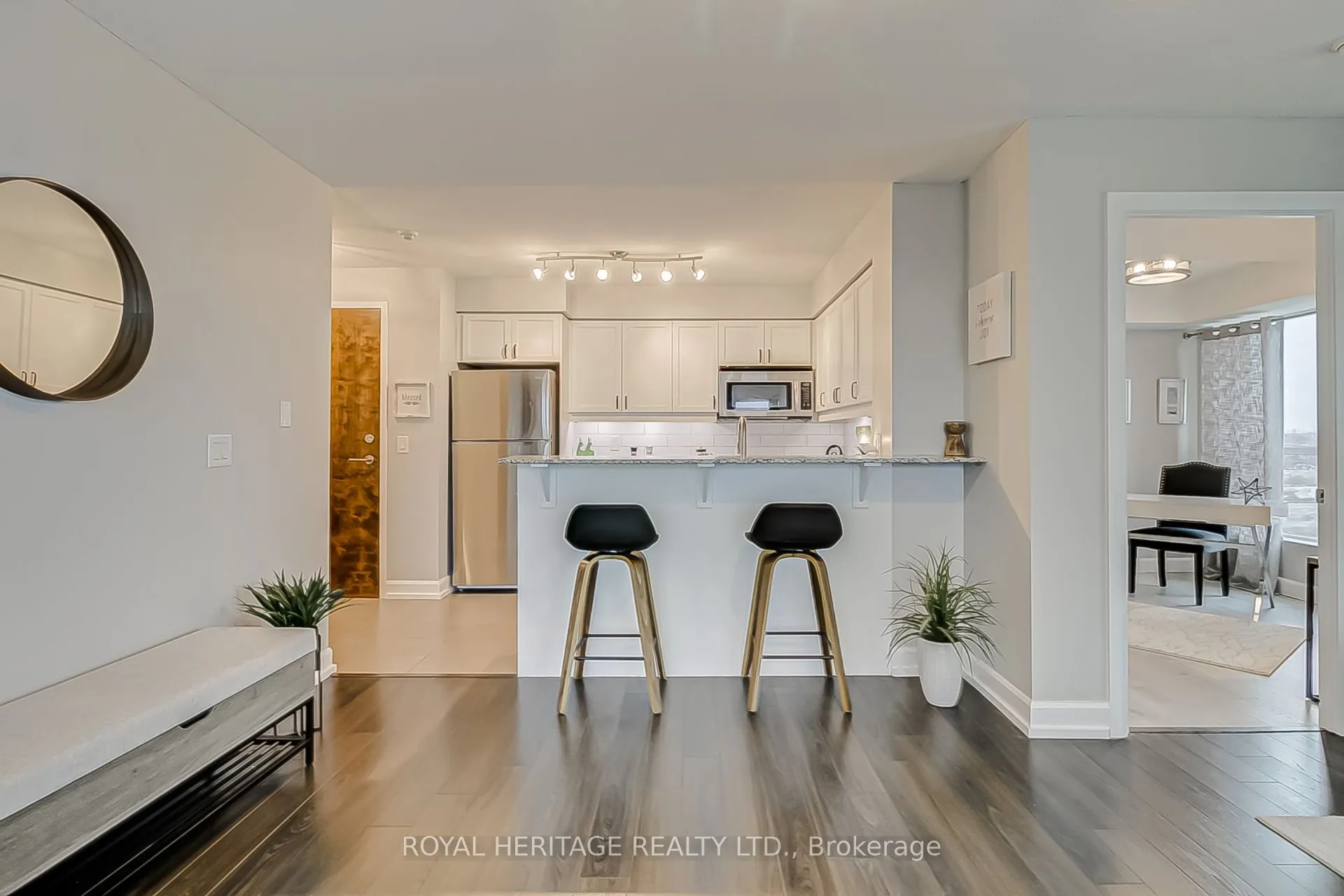 1235 Bayly Street, #511
