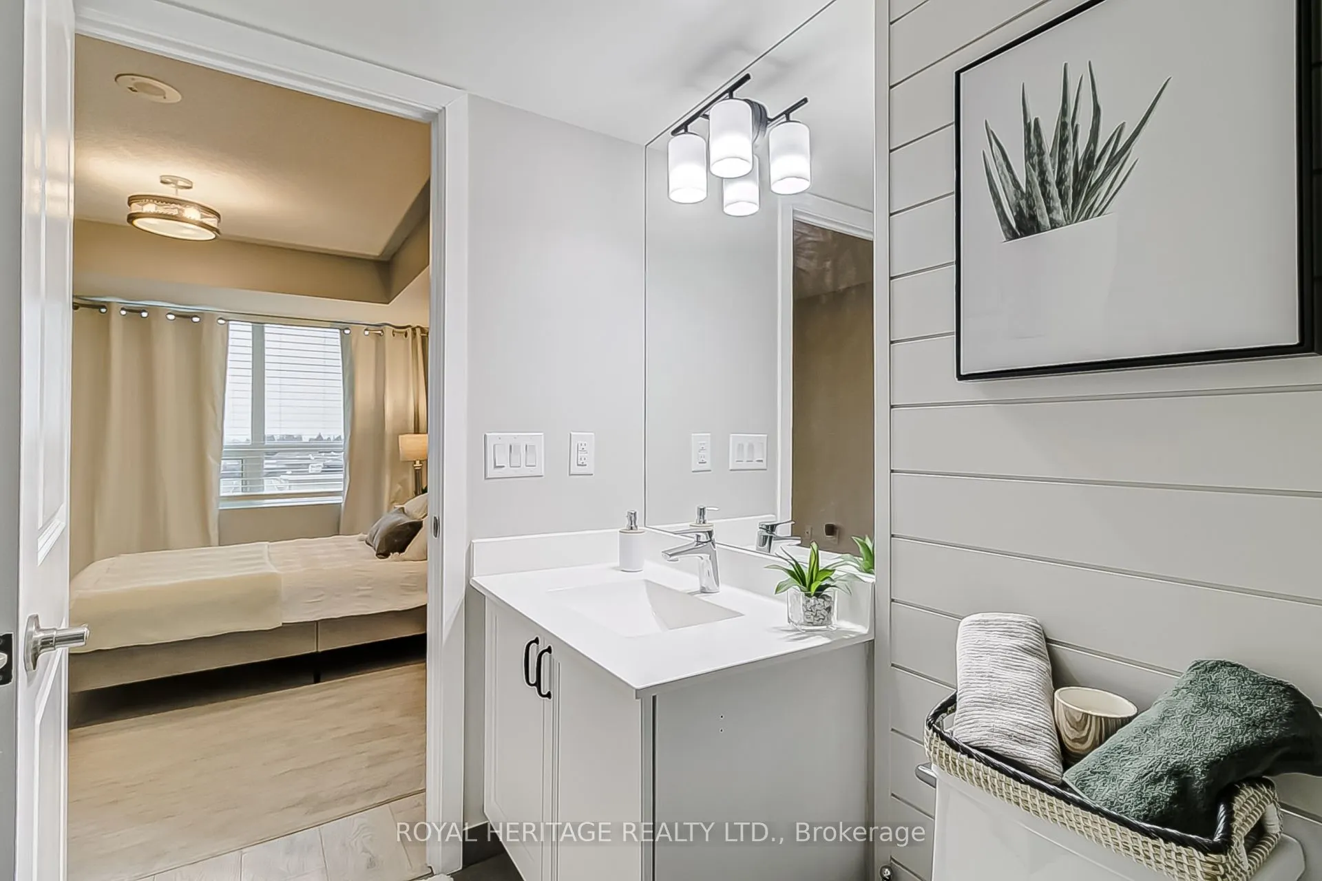 1235 Bayly Street, #511