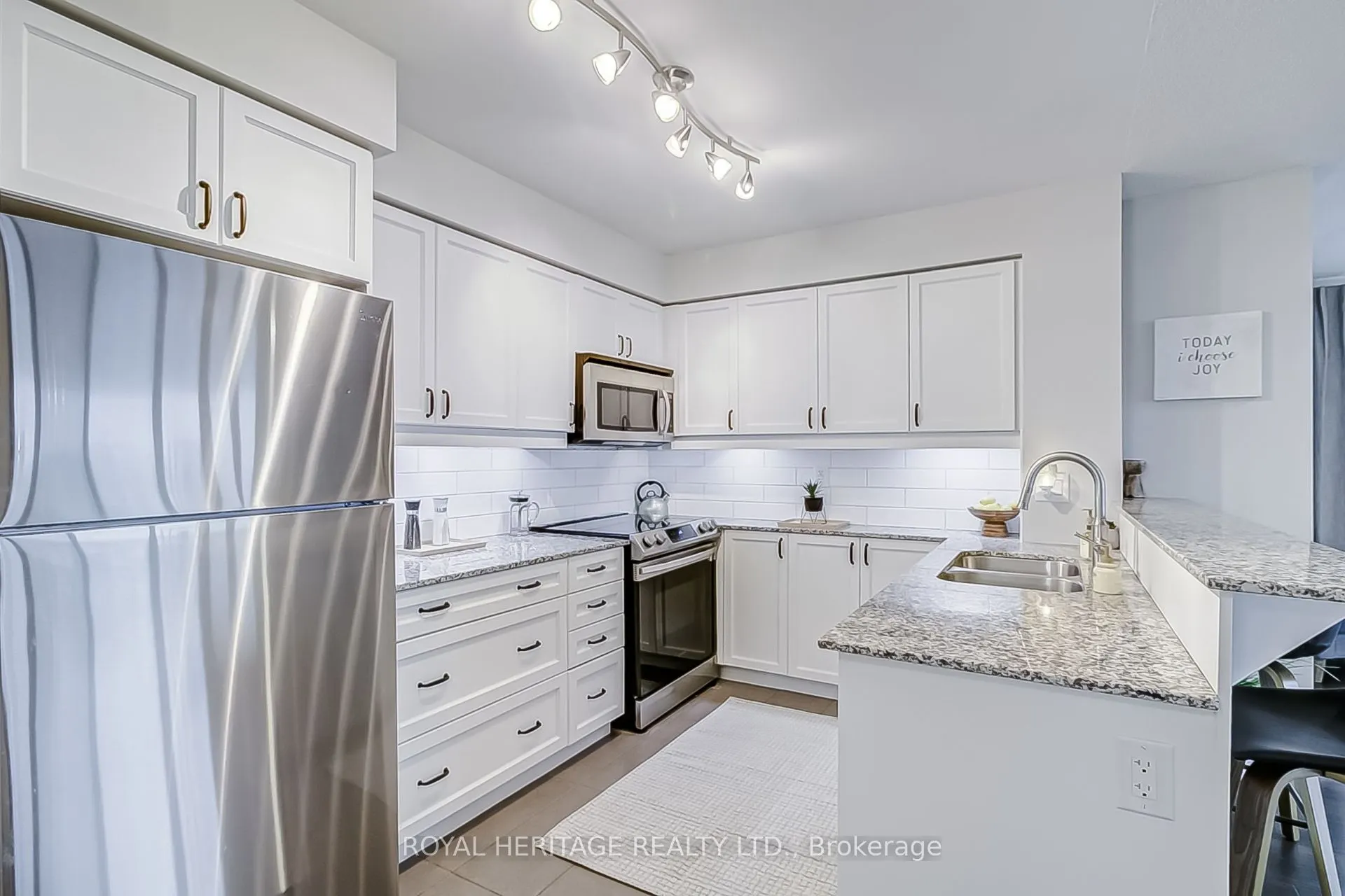 1235 Bayly Street, #511