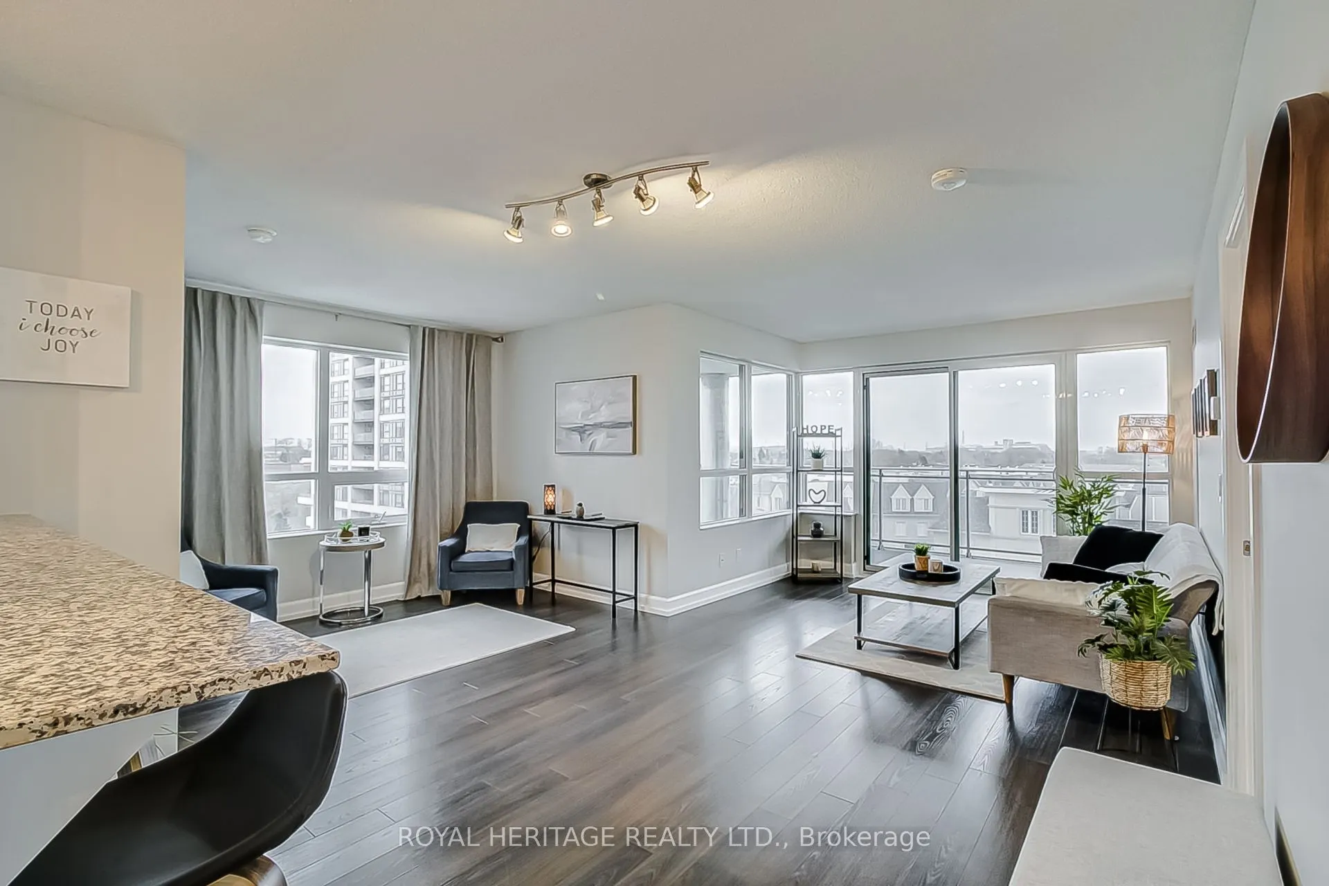 1235 Bayly Street, #511