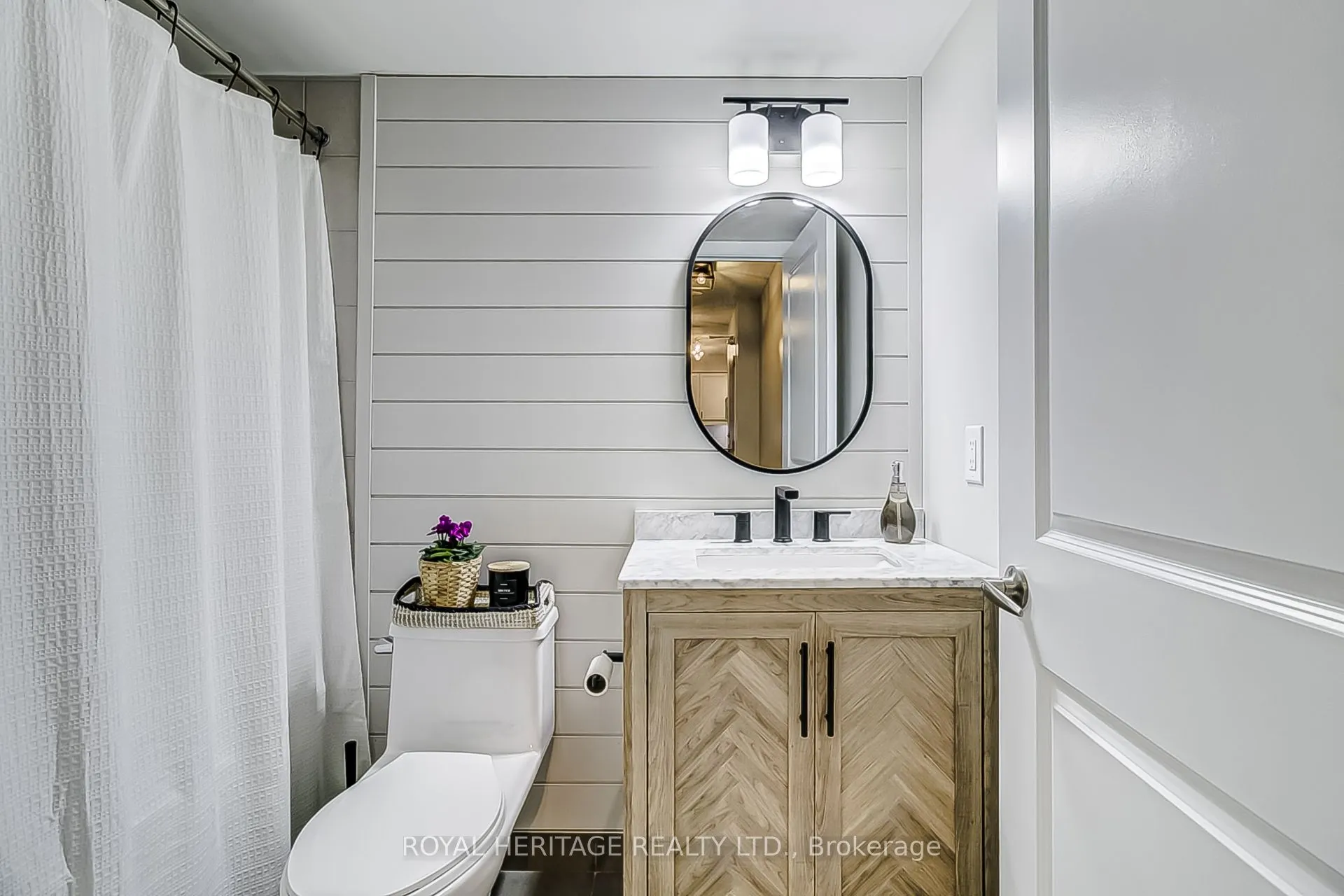 1235 Bayly Street, #511