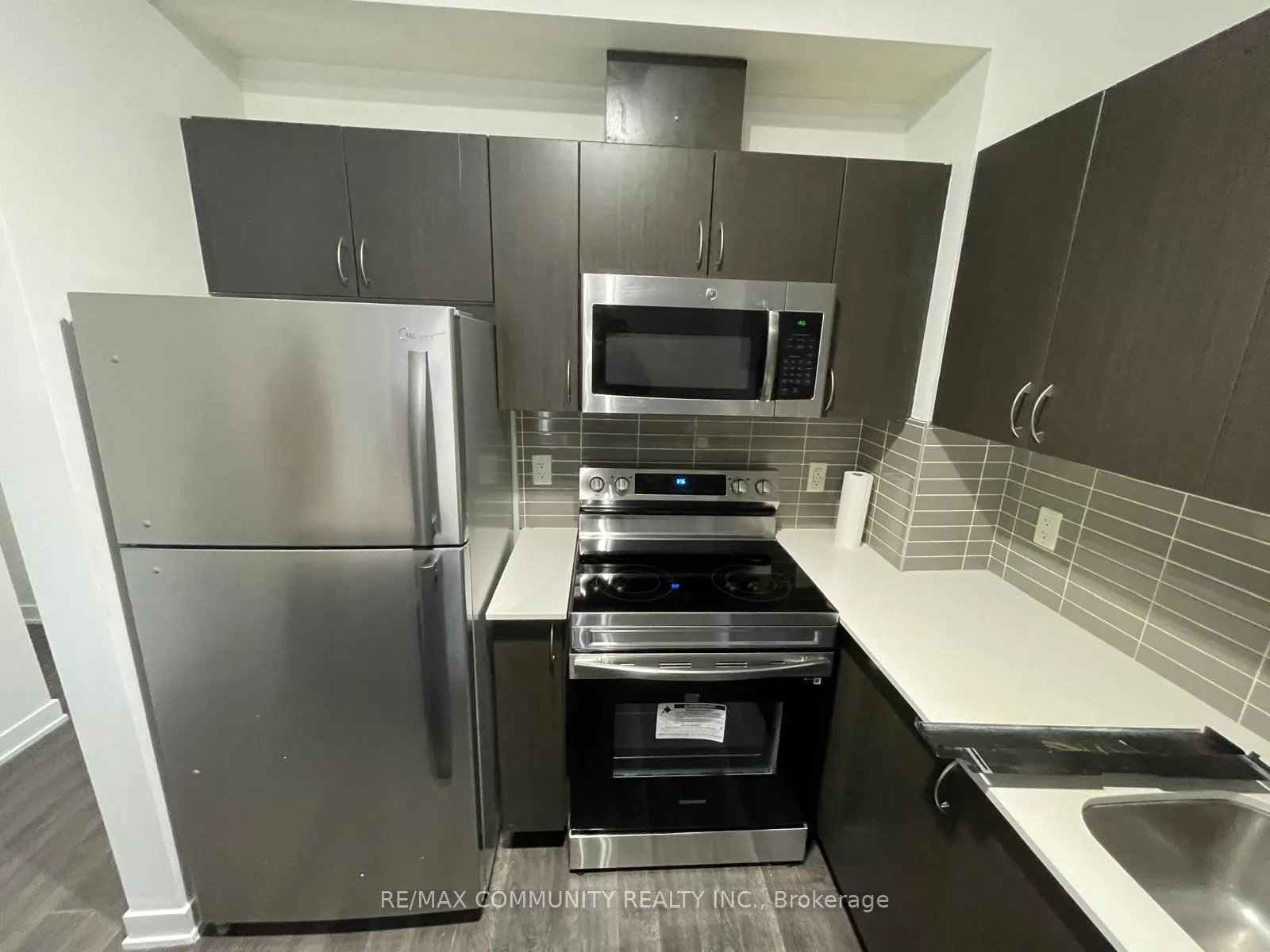 3560 St Clair Avenue E, #216