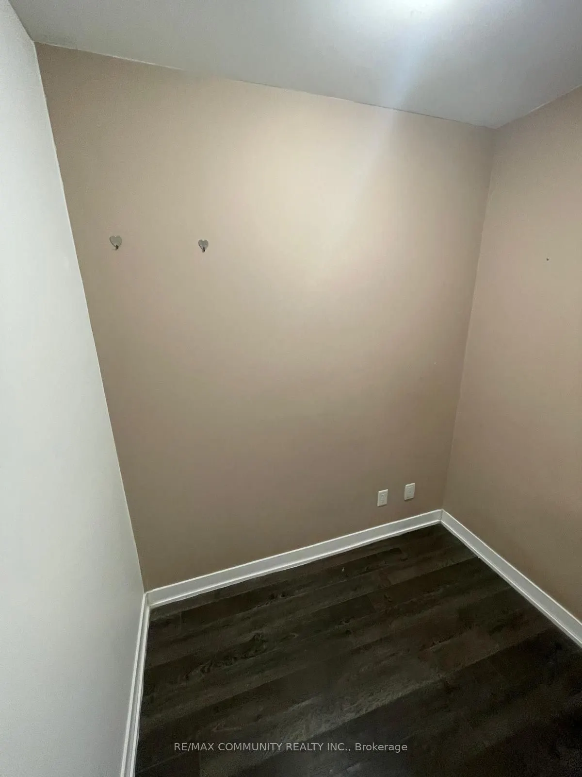 3560 St Clair Avenue E, #216