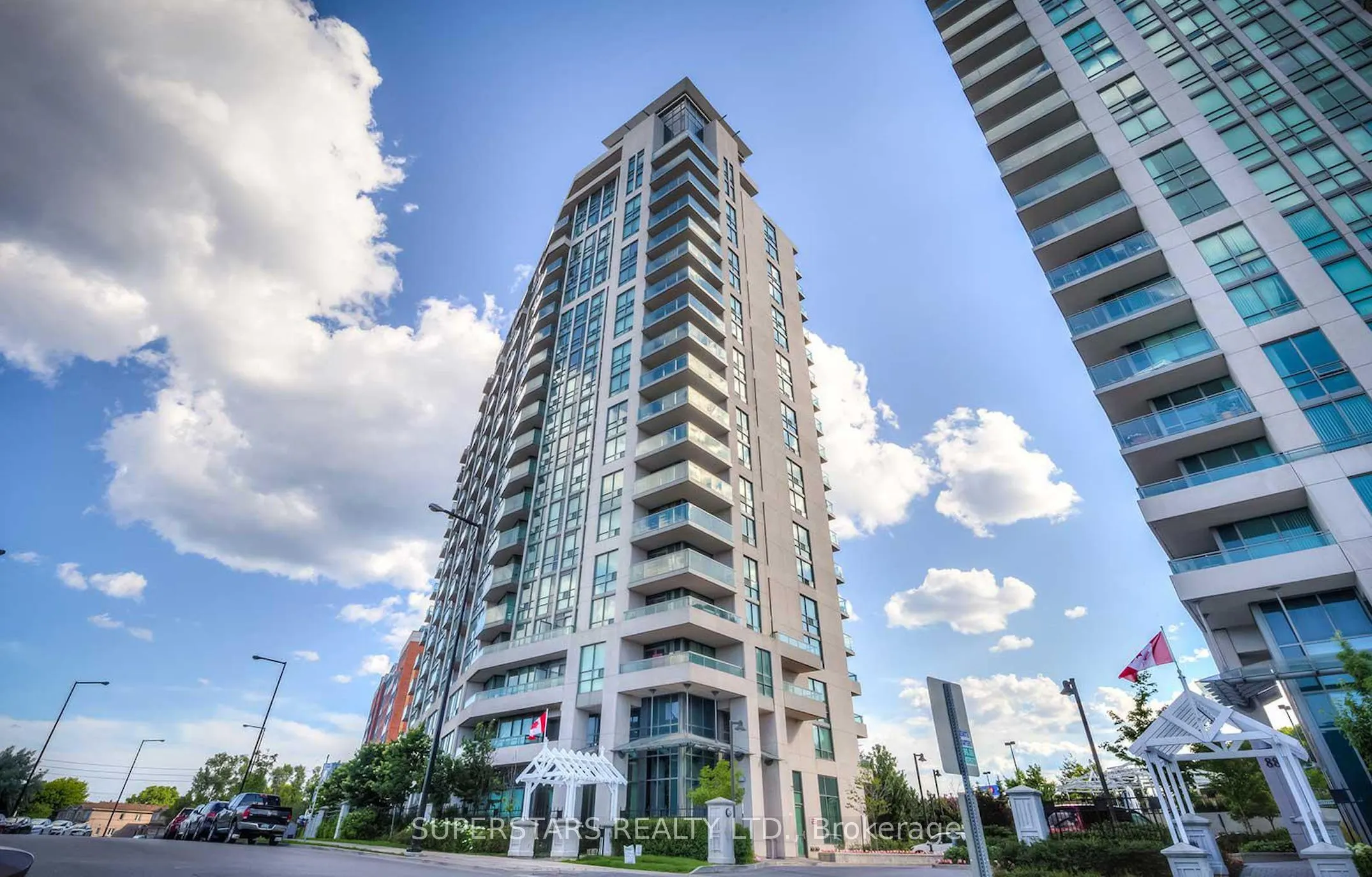 88 Grangeway Avenue, #705