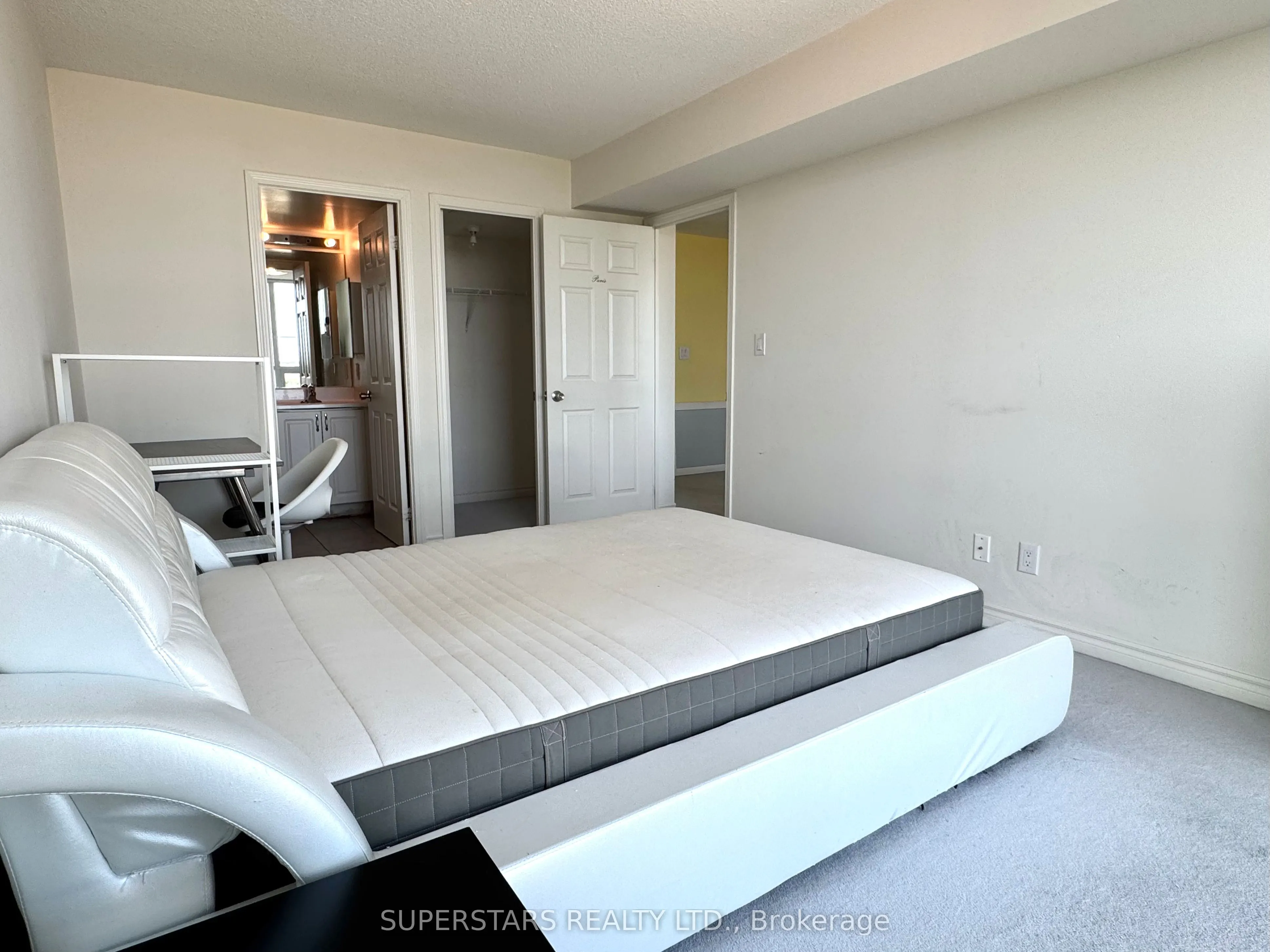88 Grangeway Avenue, #705
