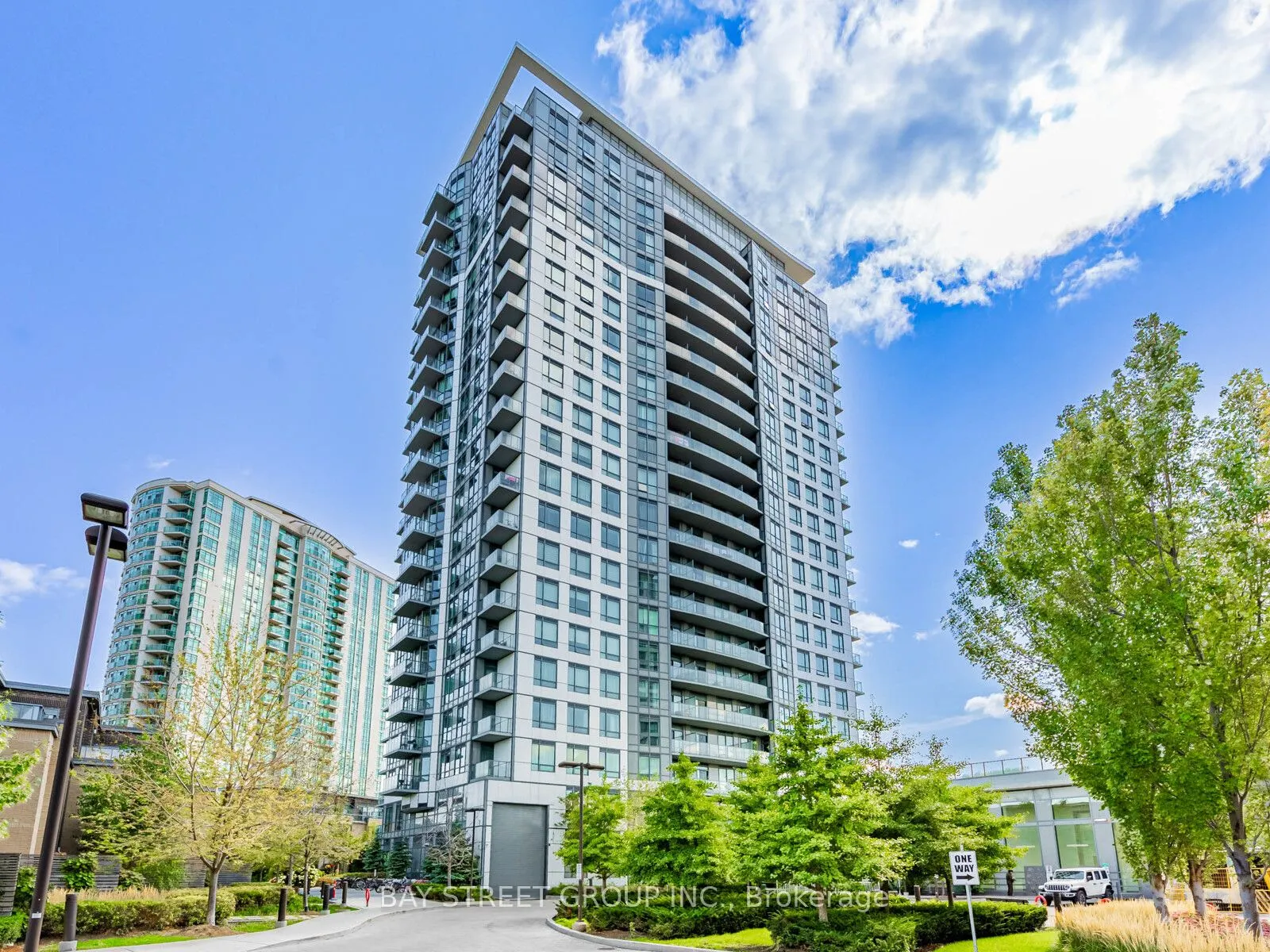 195 Bonis Avenue, #508