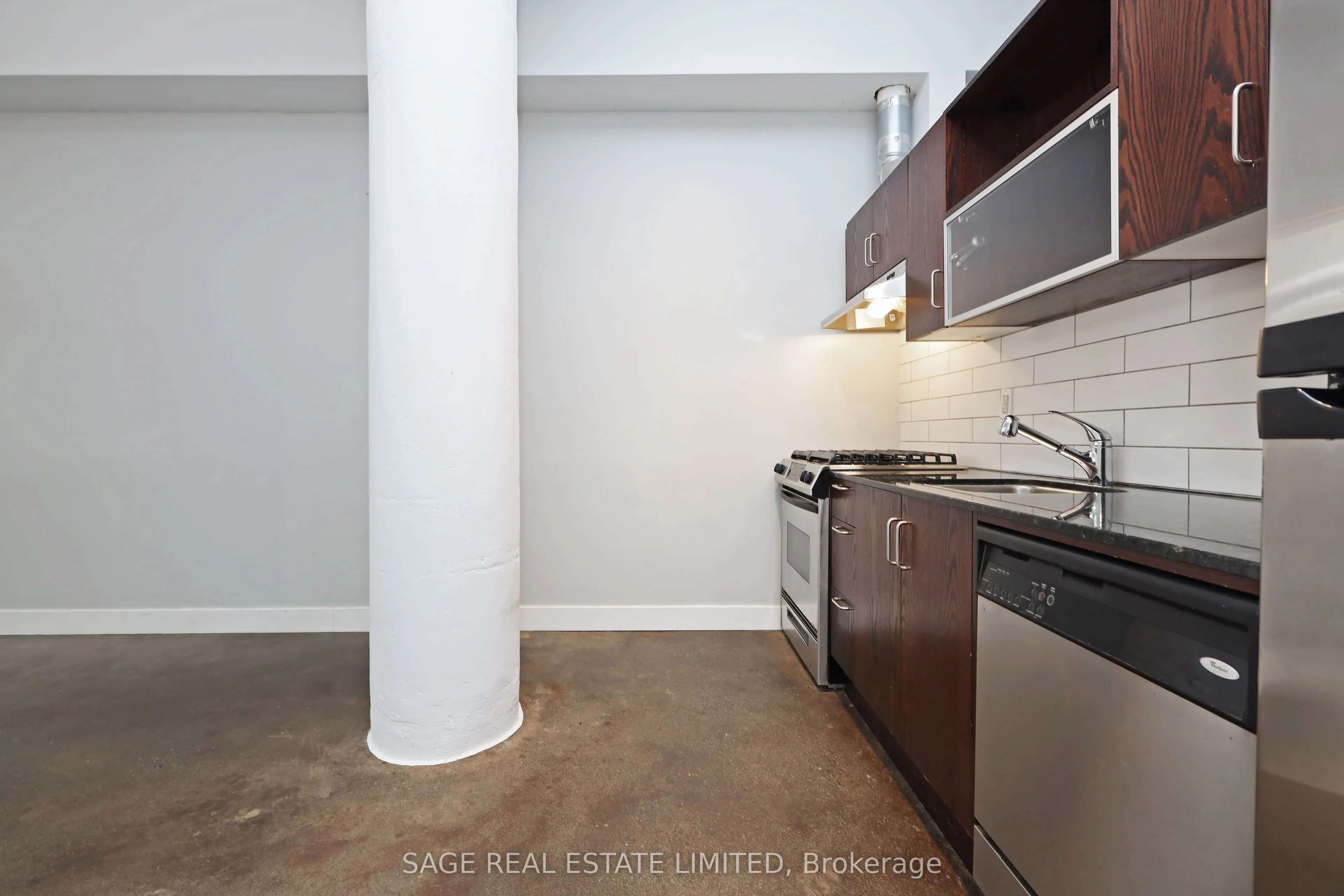 233 Carlaw Avenue, #310
