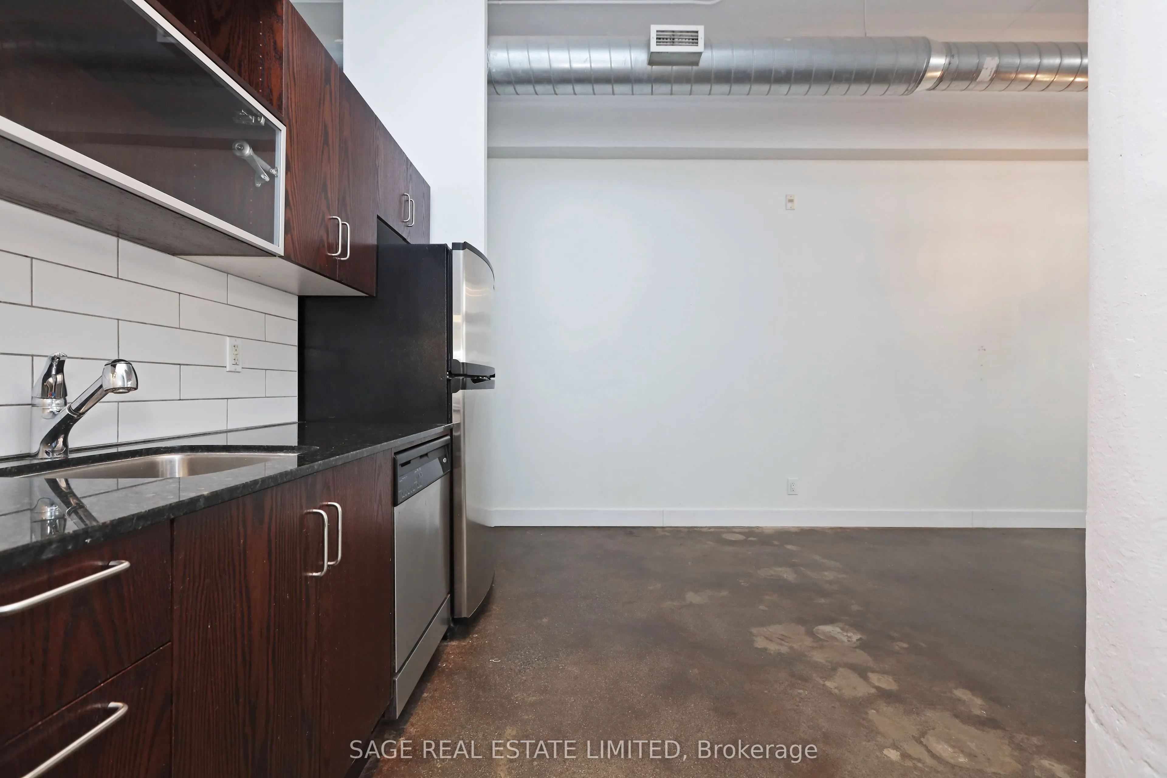 233 Carlaw Avenue, #310