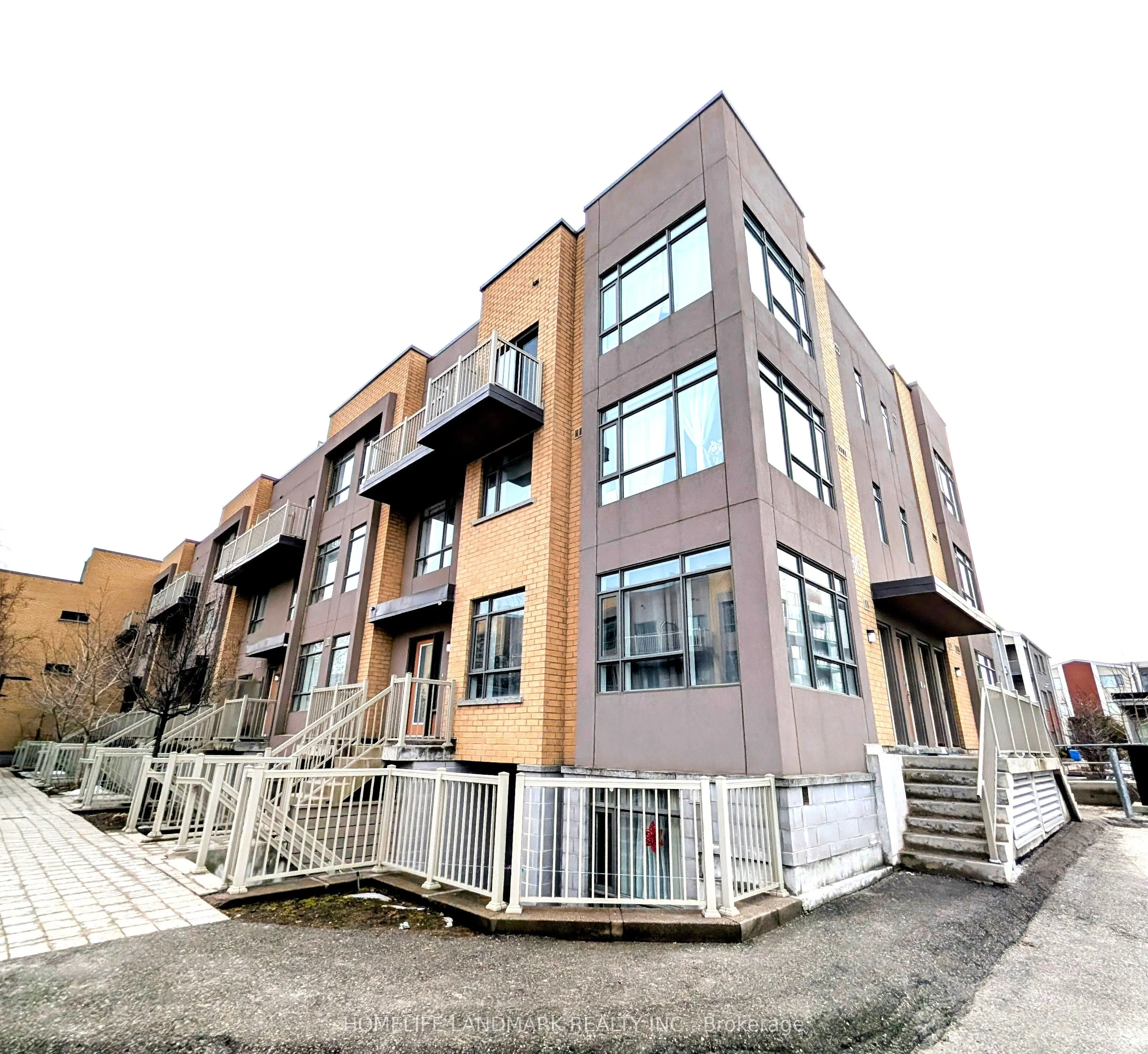 80 Orchid Place Drive, #312