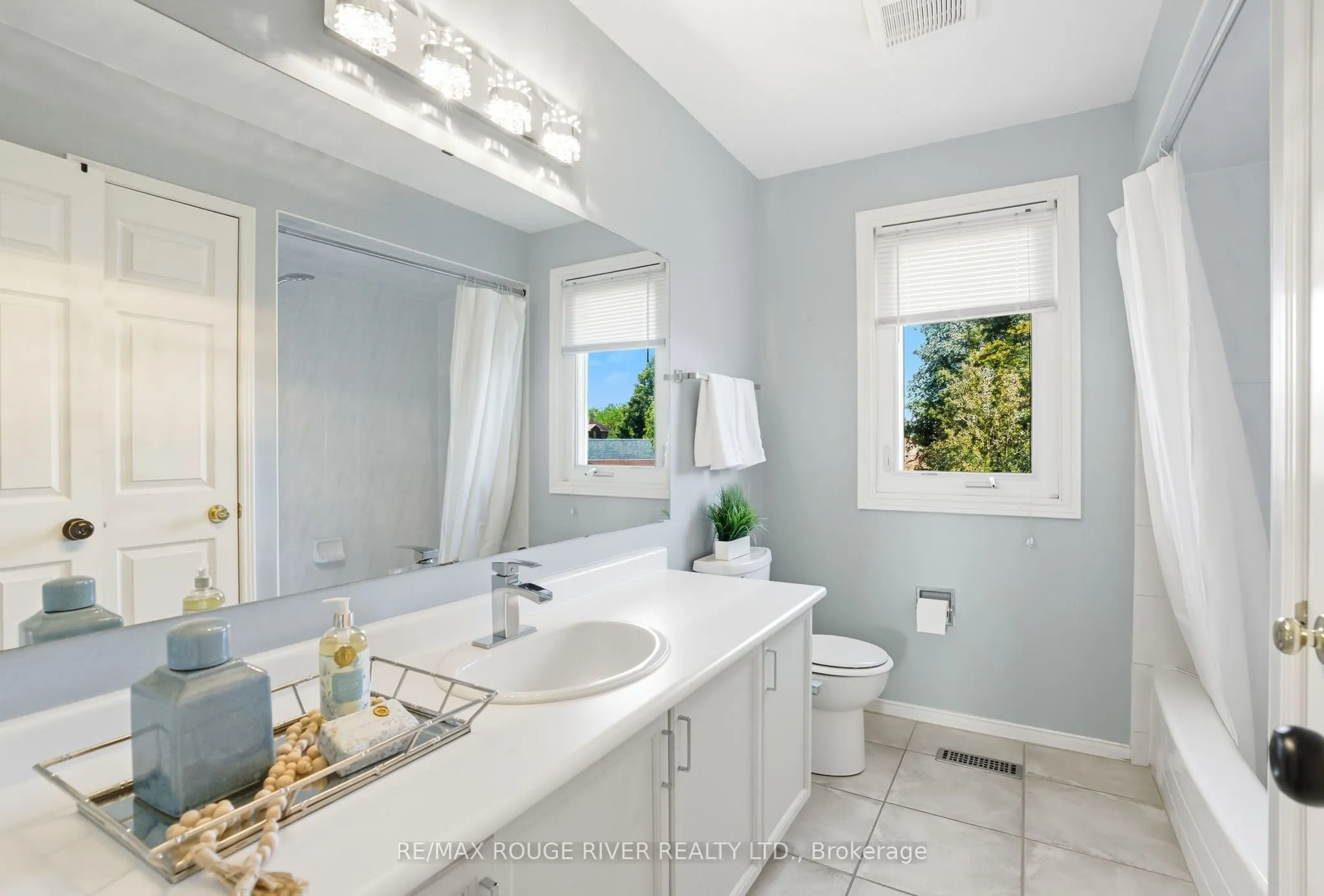 38 Silverbirch Place