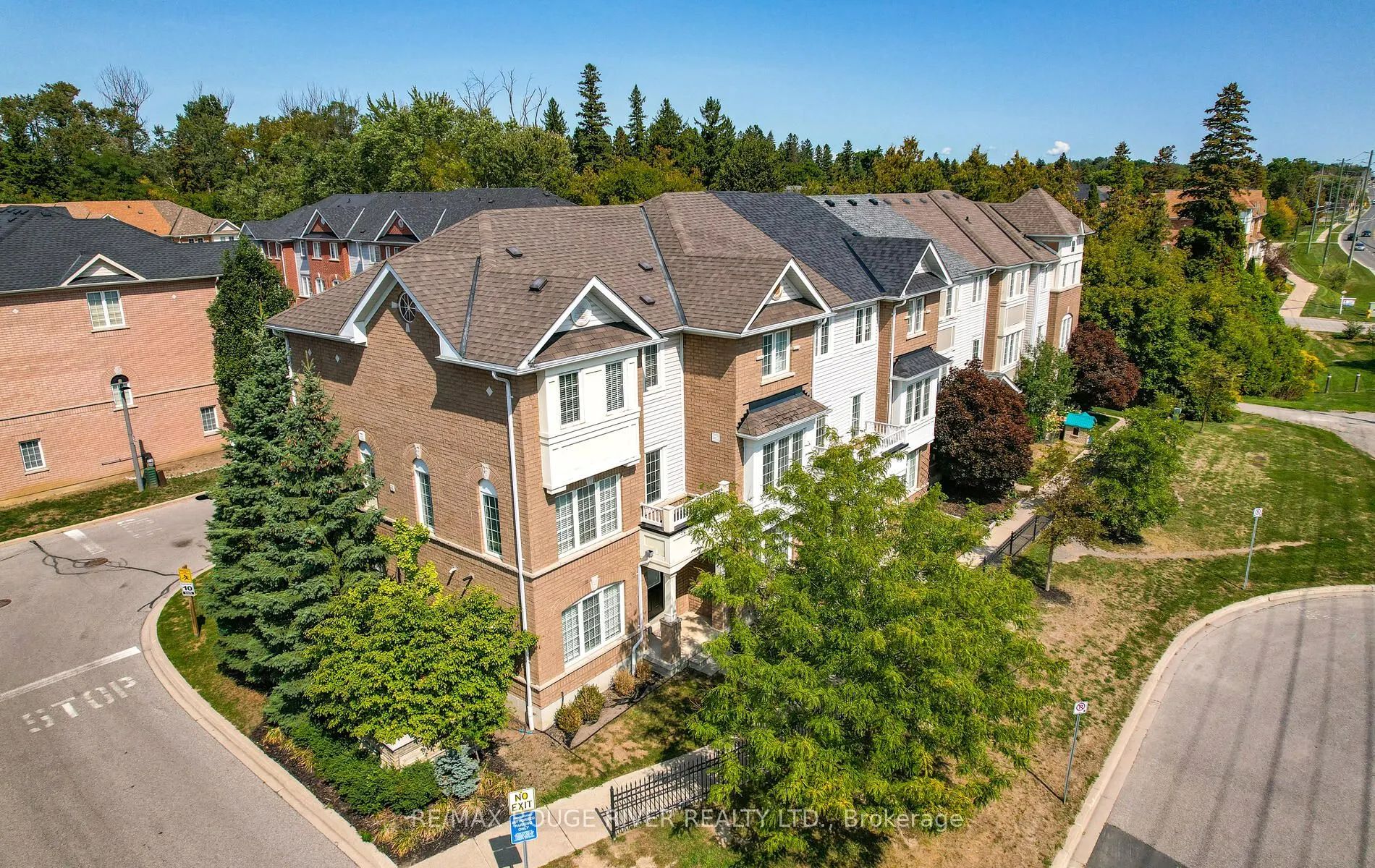 1790 Finch Avenue