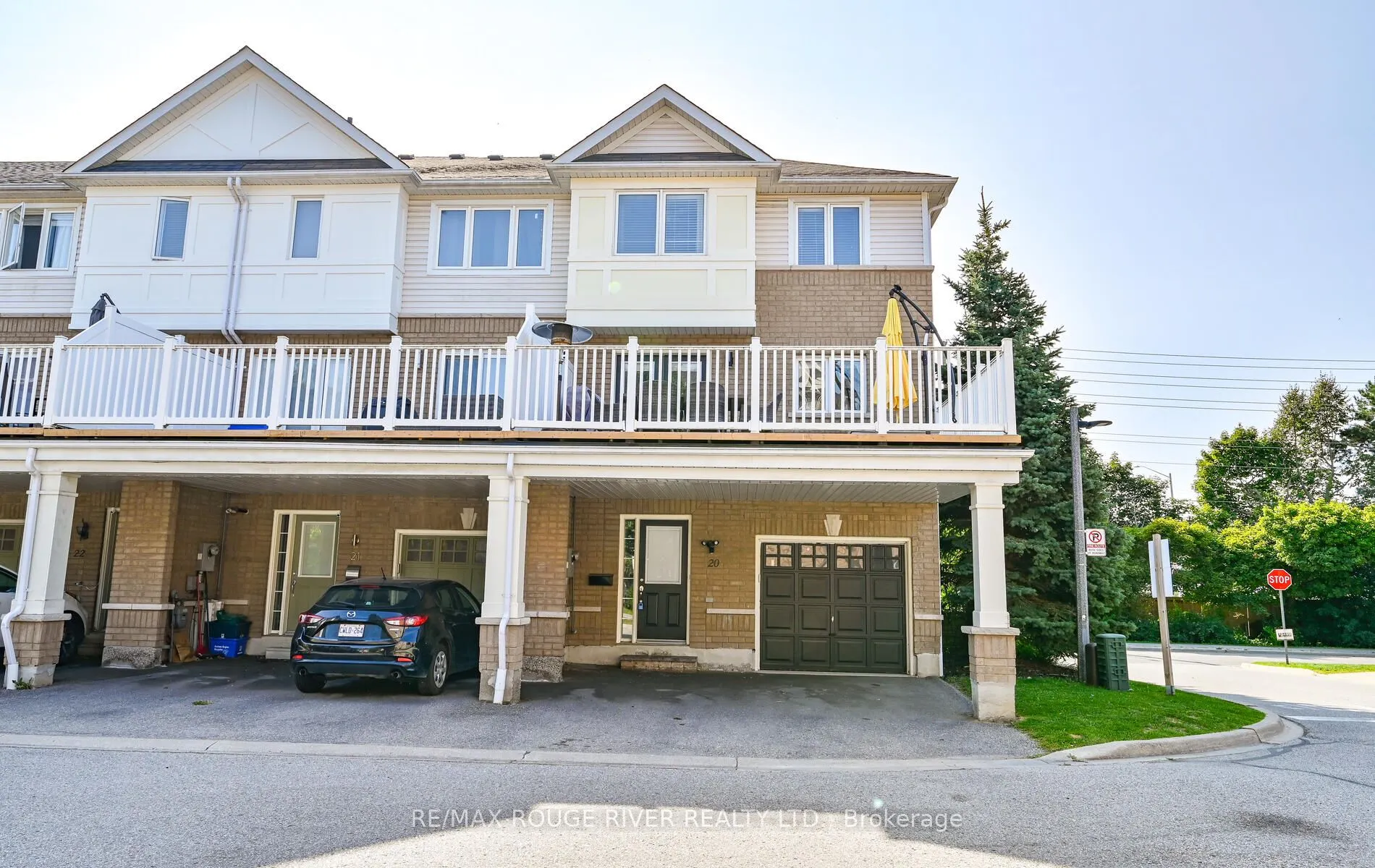 1790 Finch Avenue