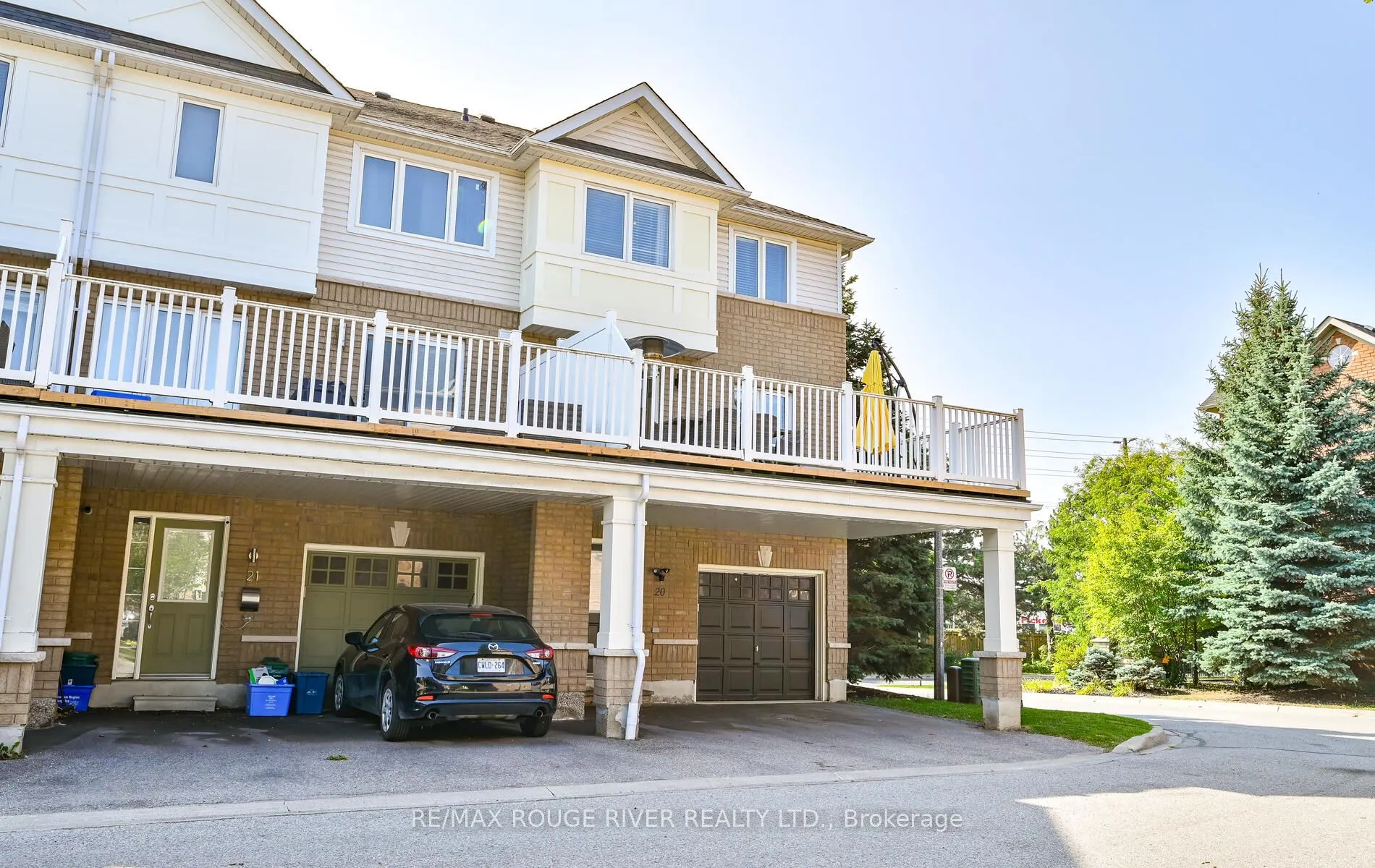1790 Finch Avenue
