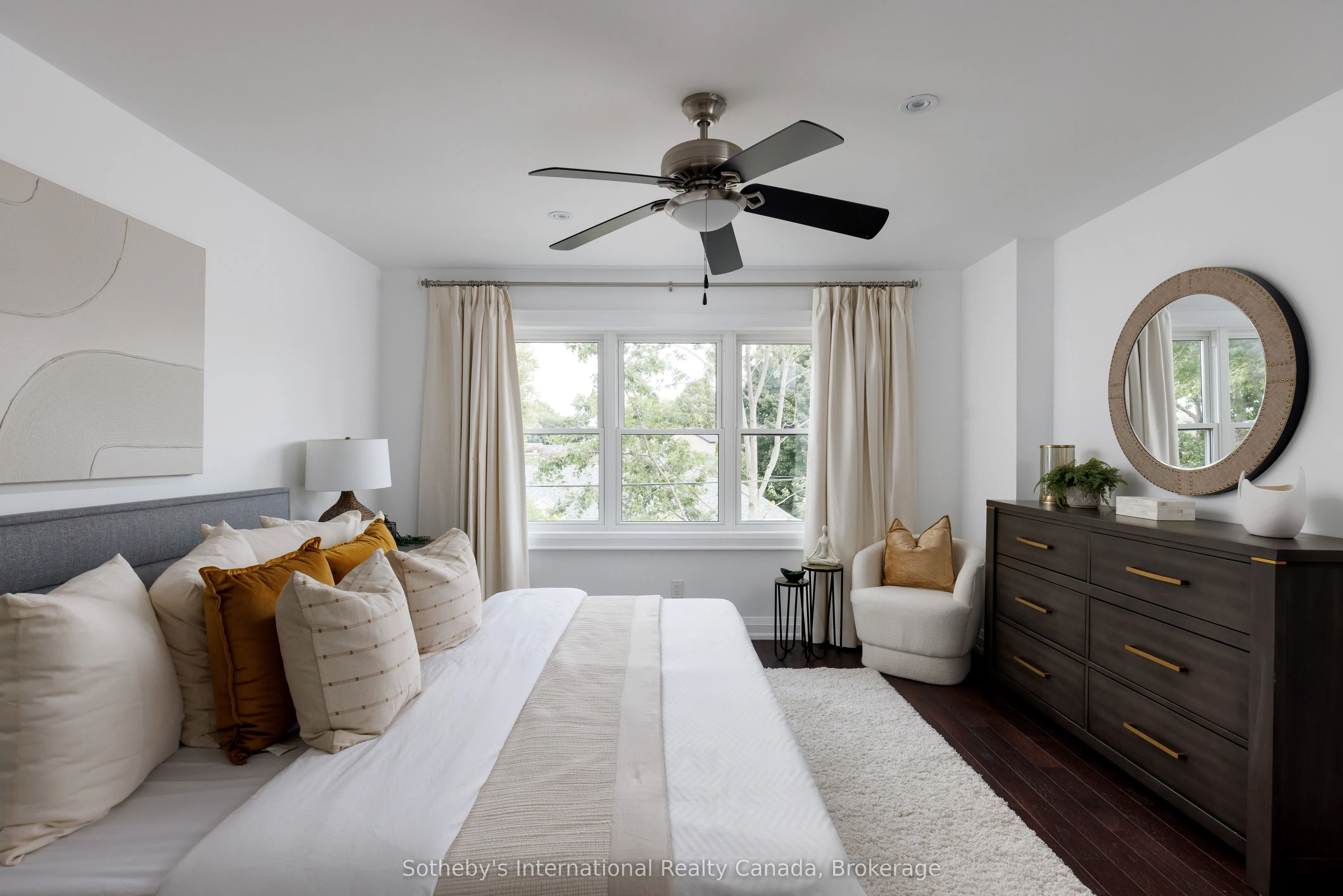 24 Parkview Heights