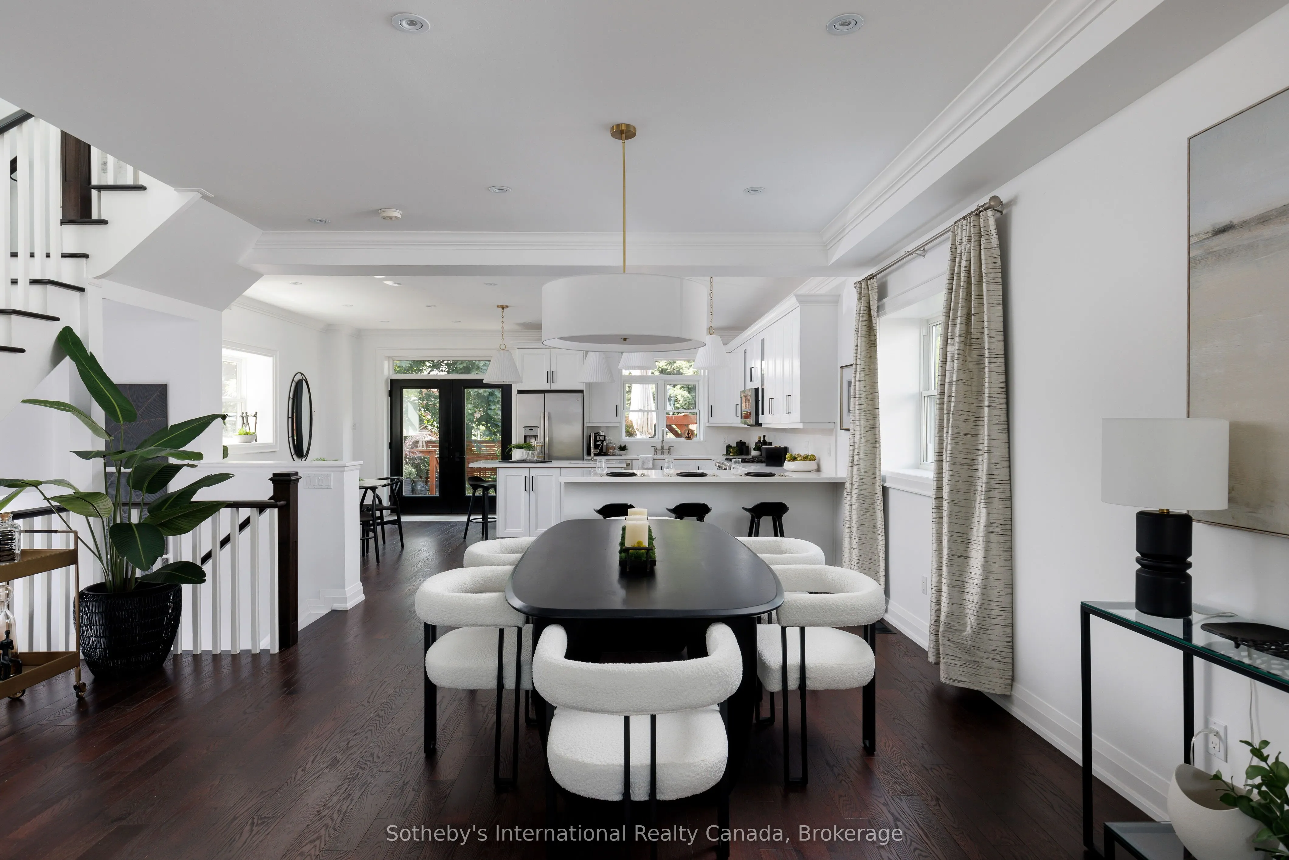 24 Parkview Heights