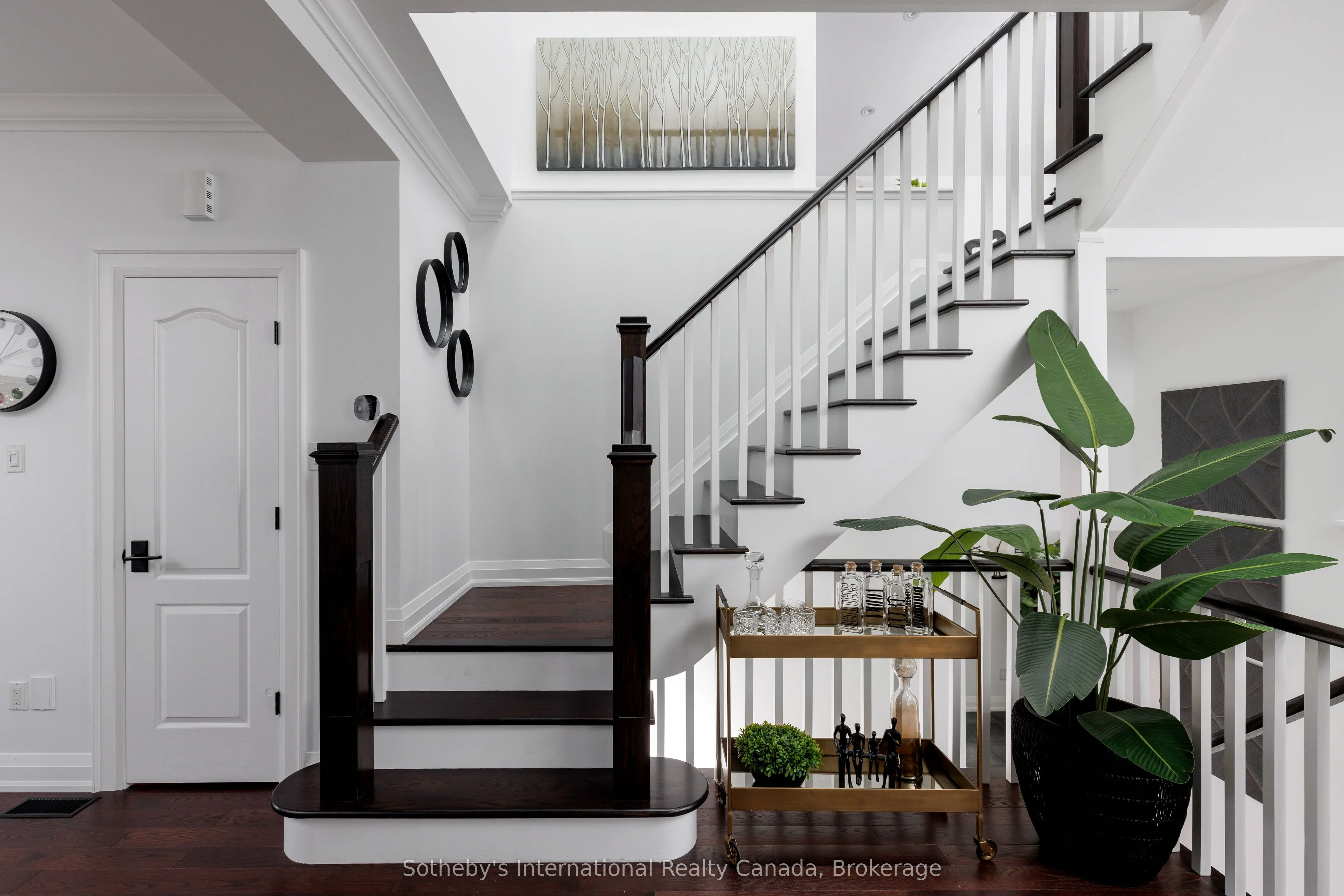 24 Parkview Heights