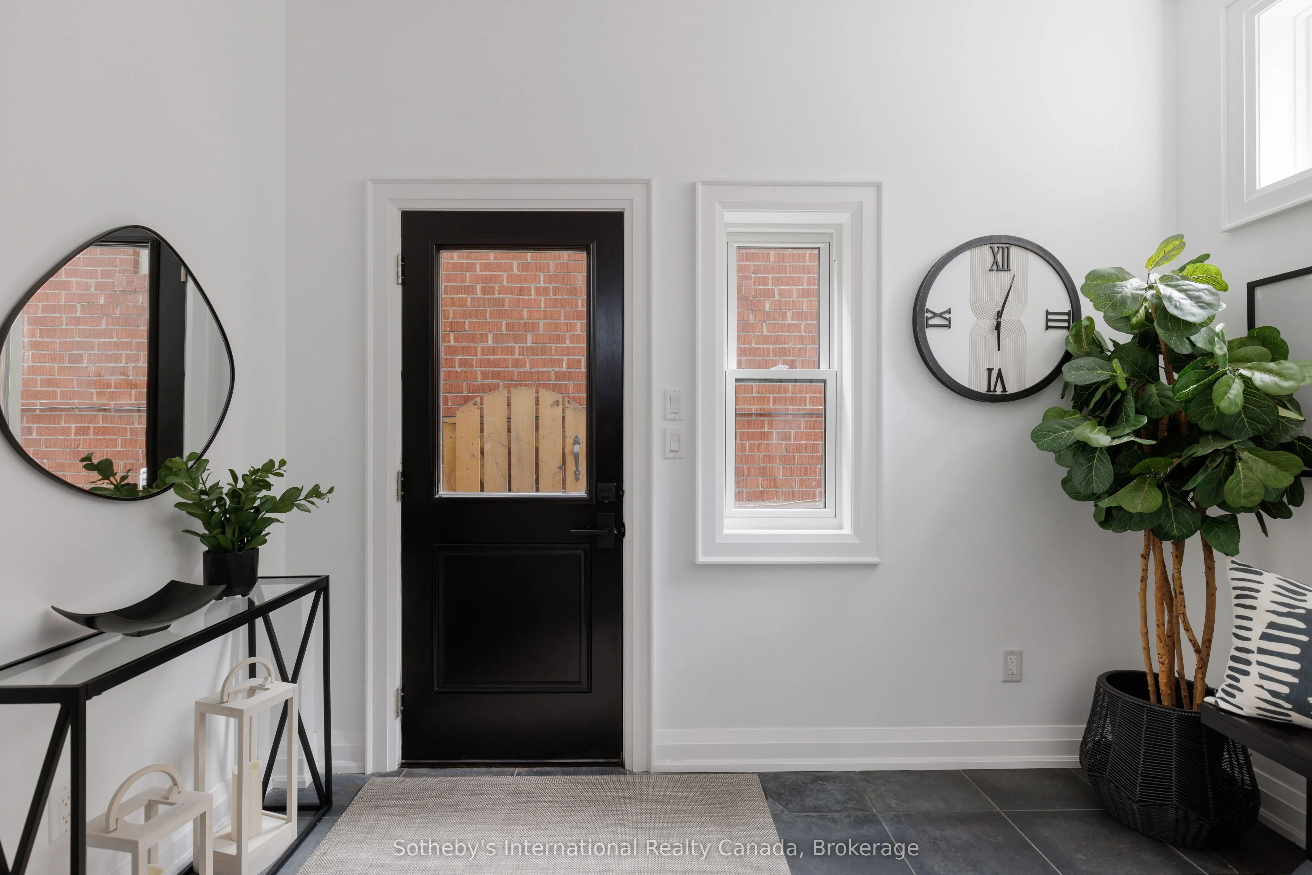 24 Parkview Heights