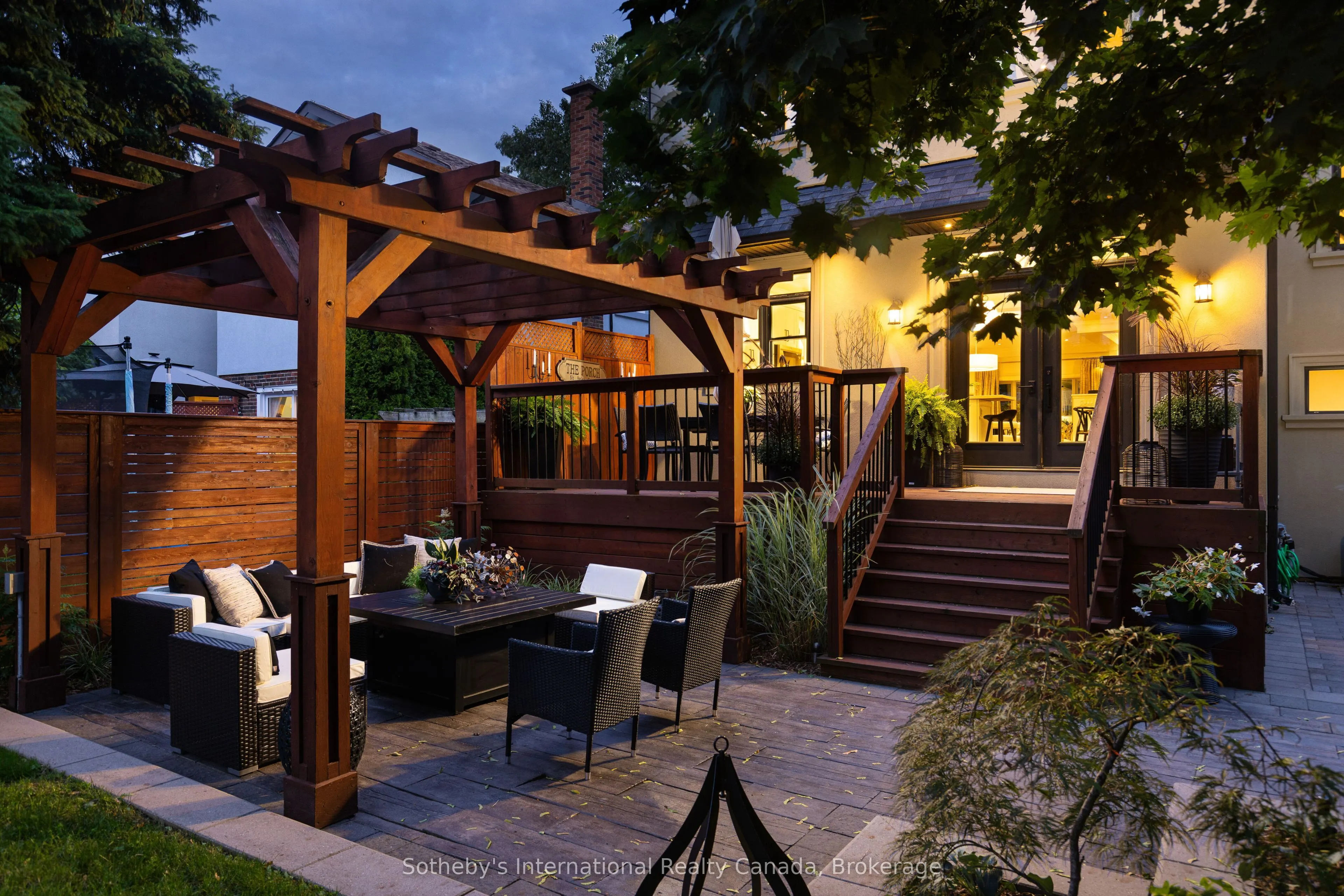 24 Parkview Heights