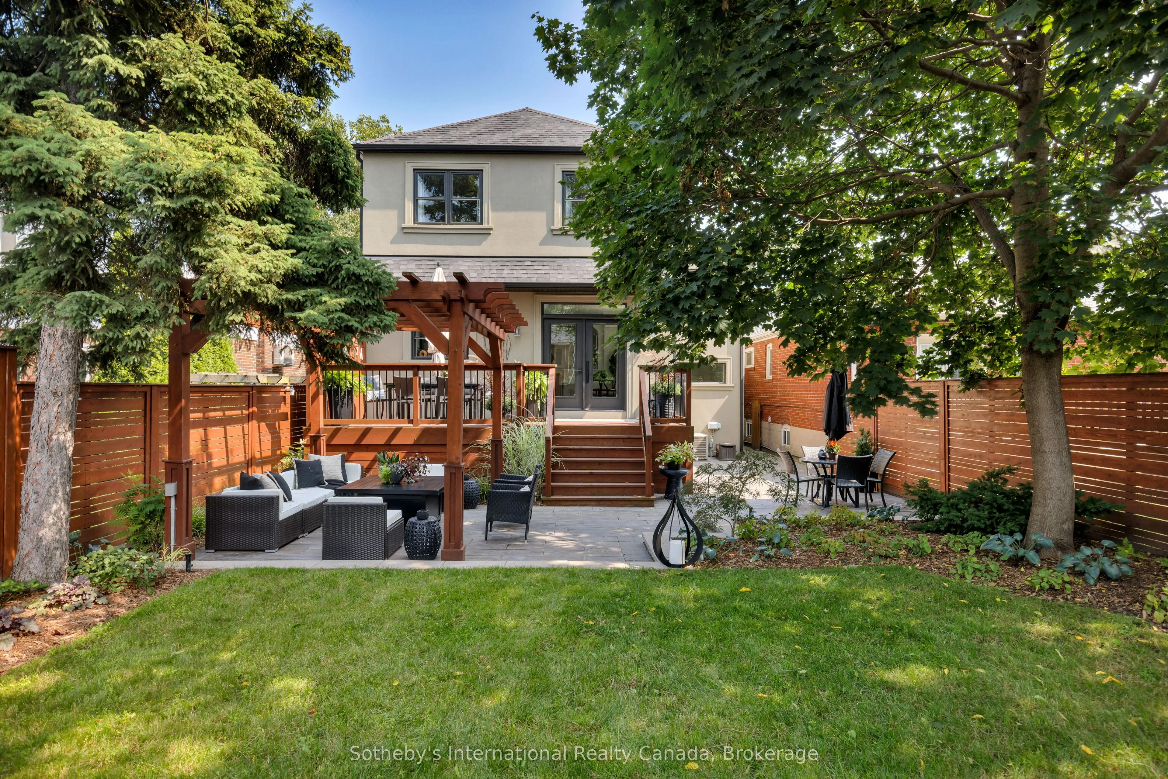 24 Parkview Heights