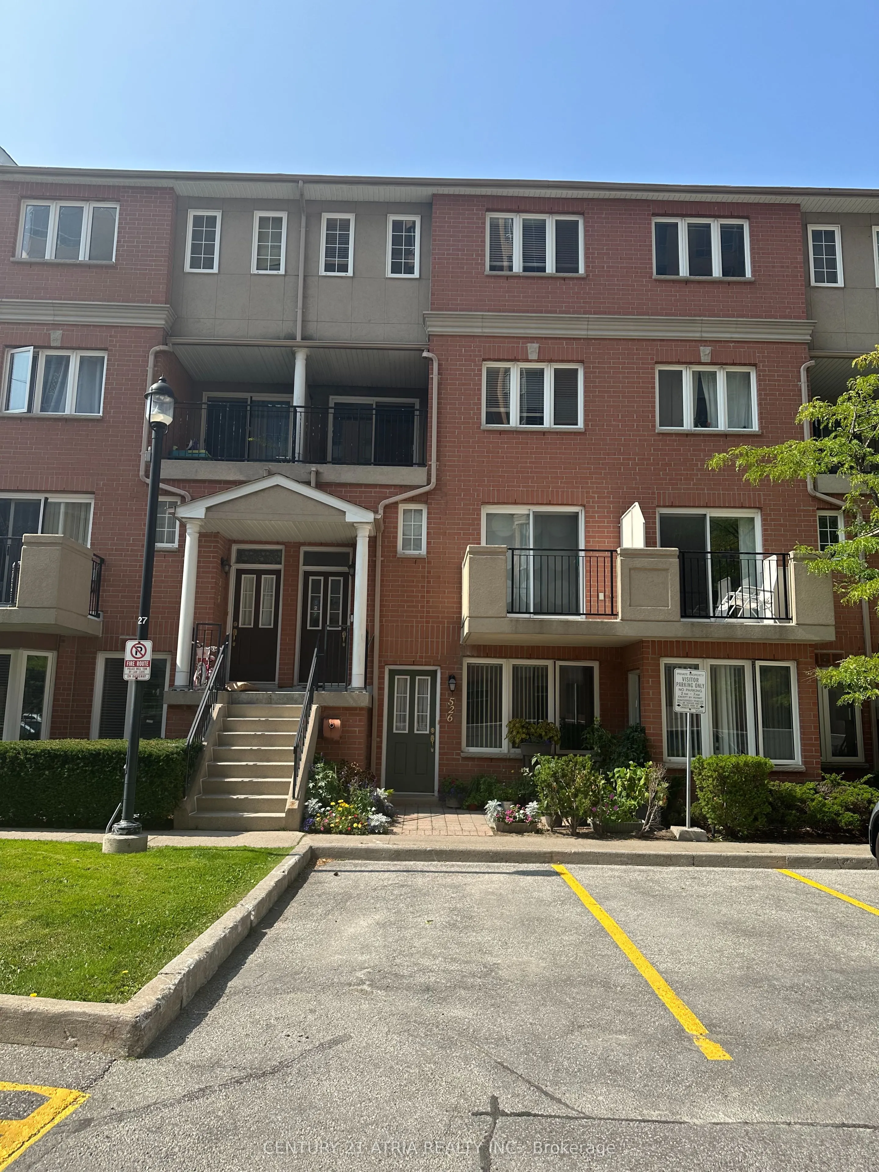 1881 McNicoll Avenue, #527