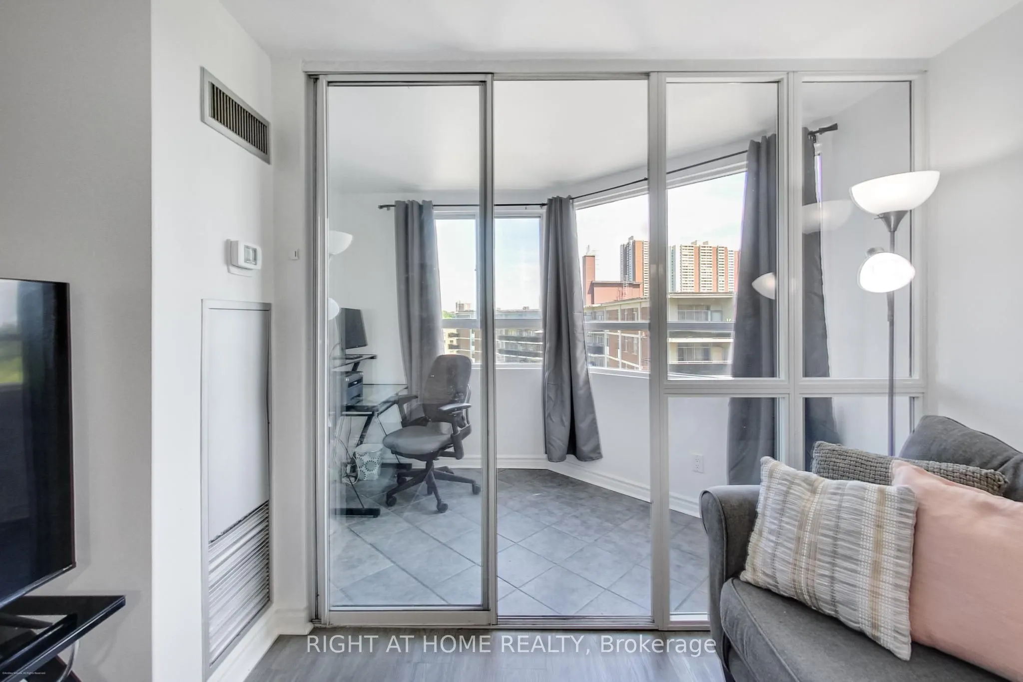4 Park Vista, #1109