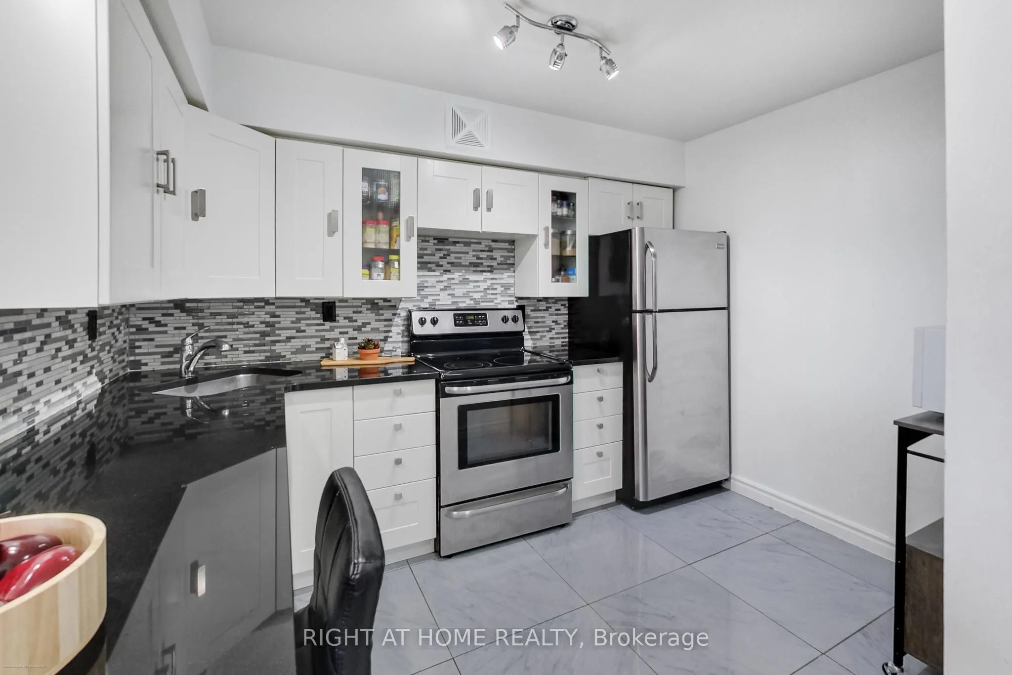 4 Park Vista, #1109