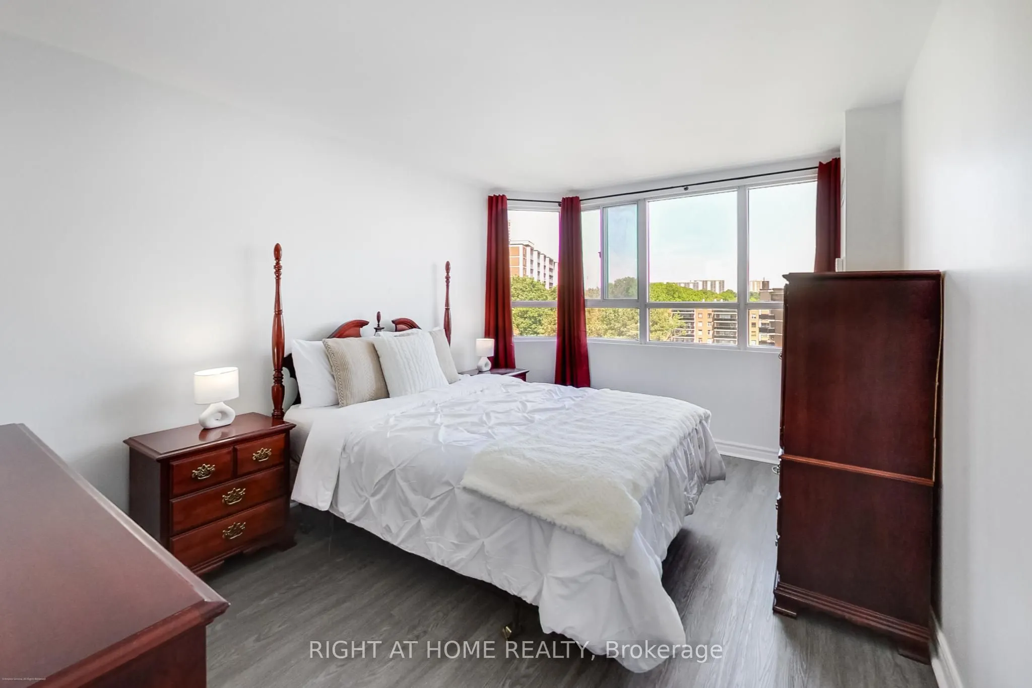 4 Park Vista, #1109