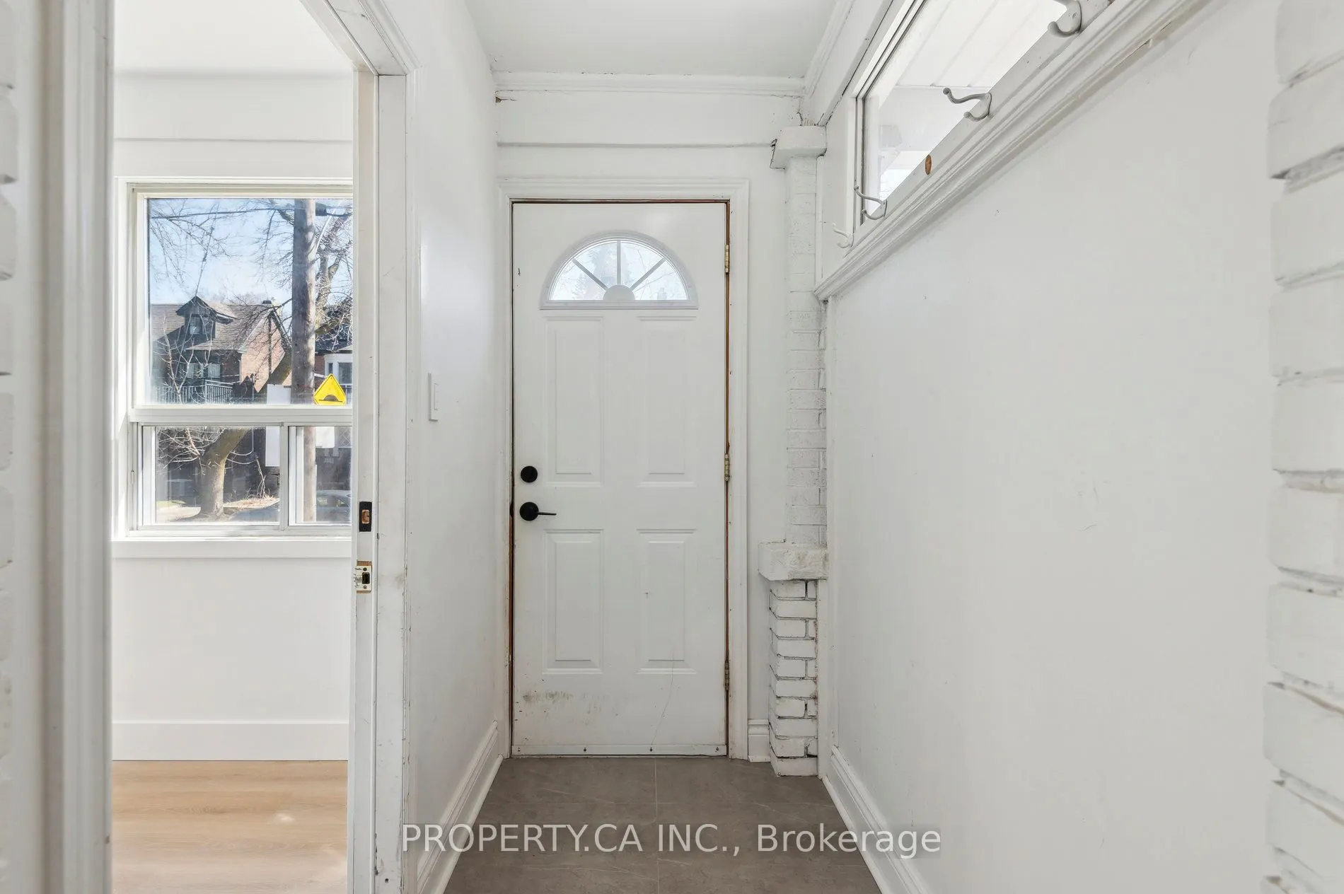 176 Gillard Avenue